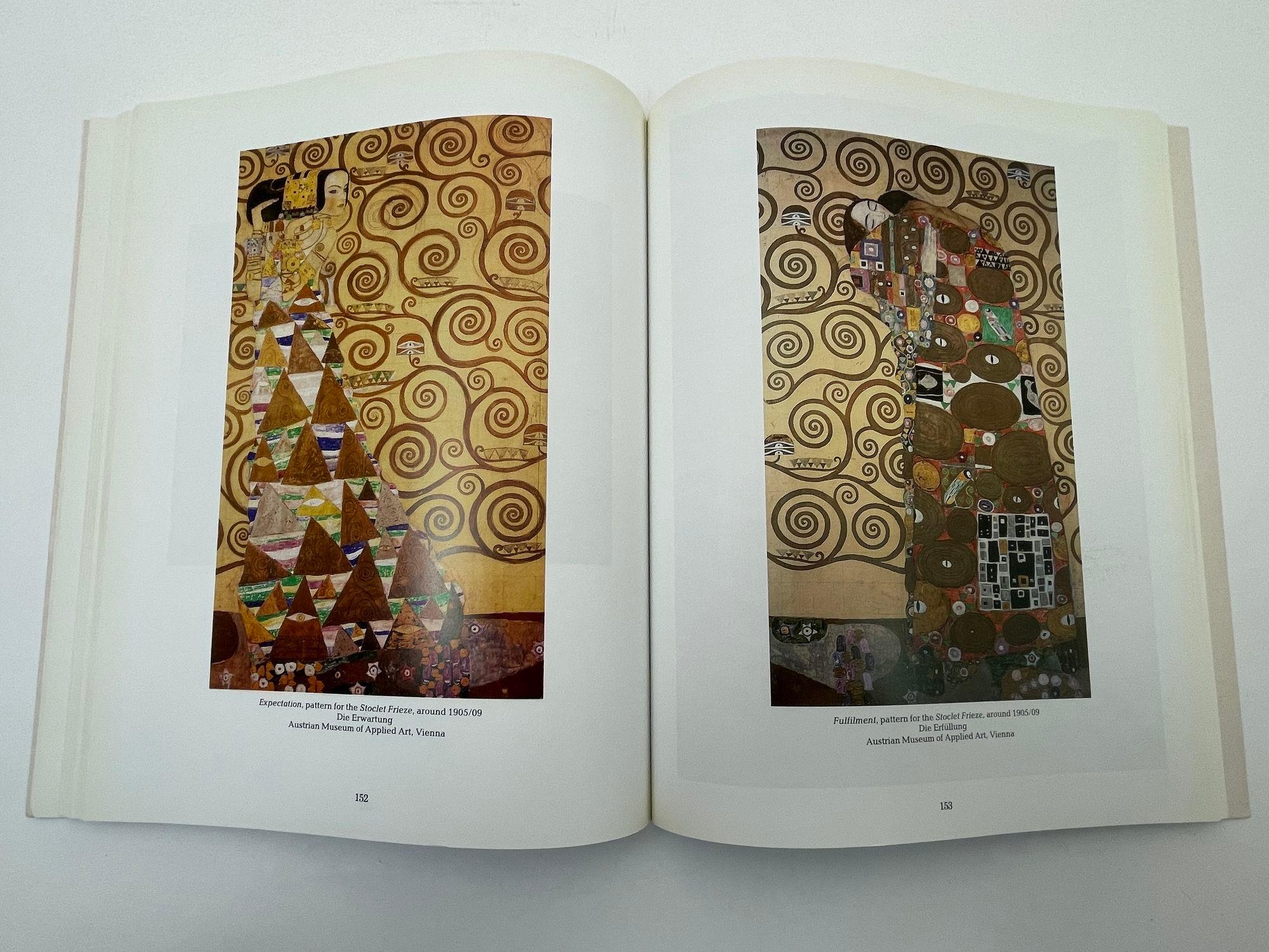 Papier Gustav Klimt The World in Female Form (Le monde en forme féminine) de Gottfried Fliedl 1998 Paperback en vente