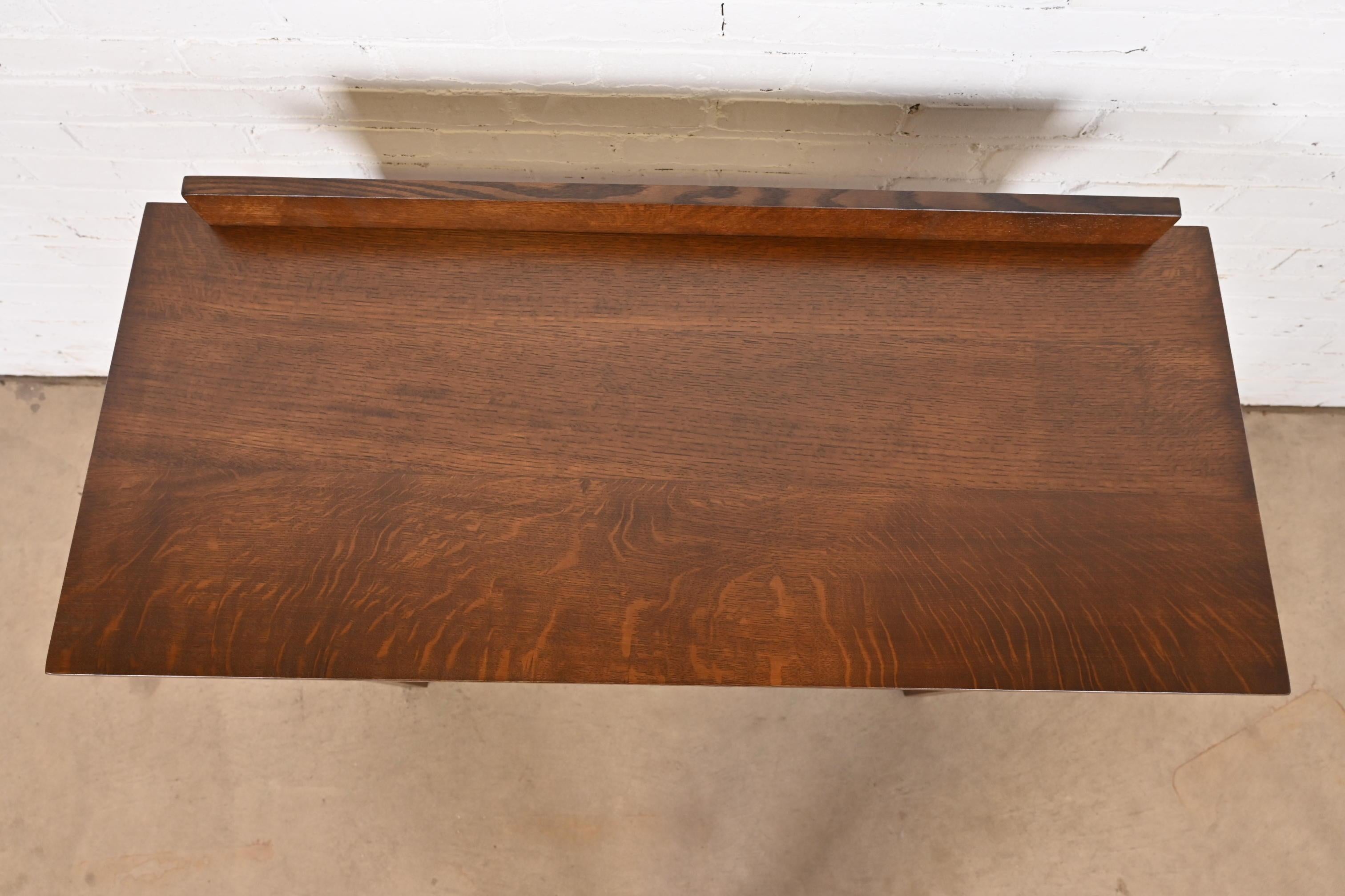 Gustav Stickley - Server da buffet in quercia Mission Arts & Crafts, rifinito in vendita 3