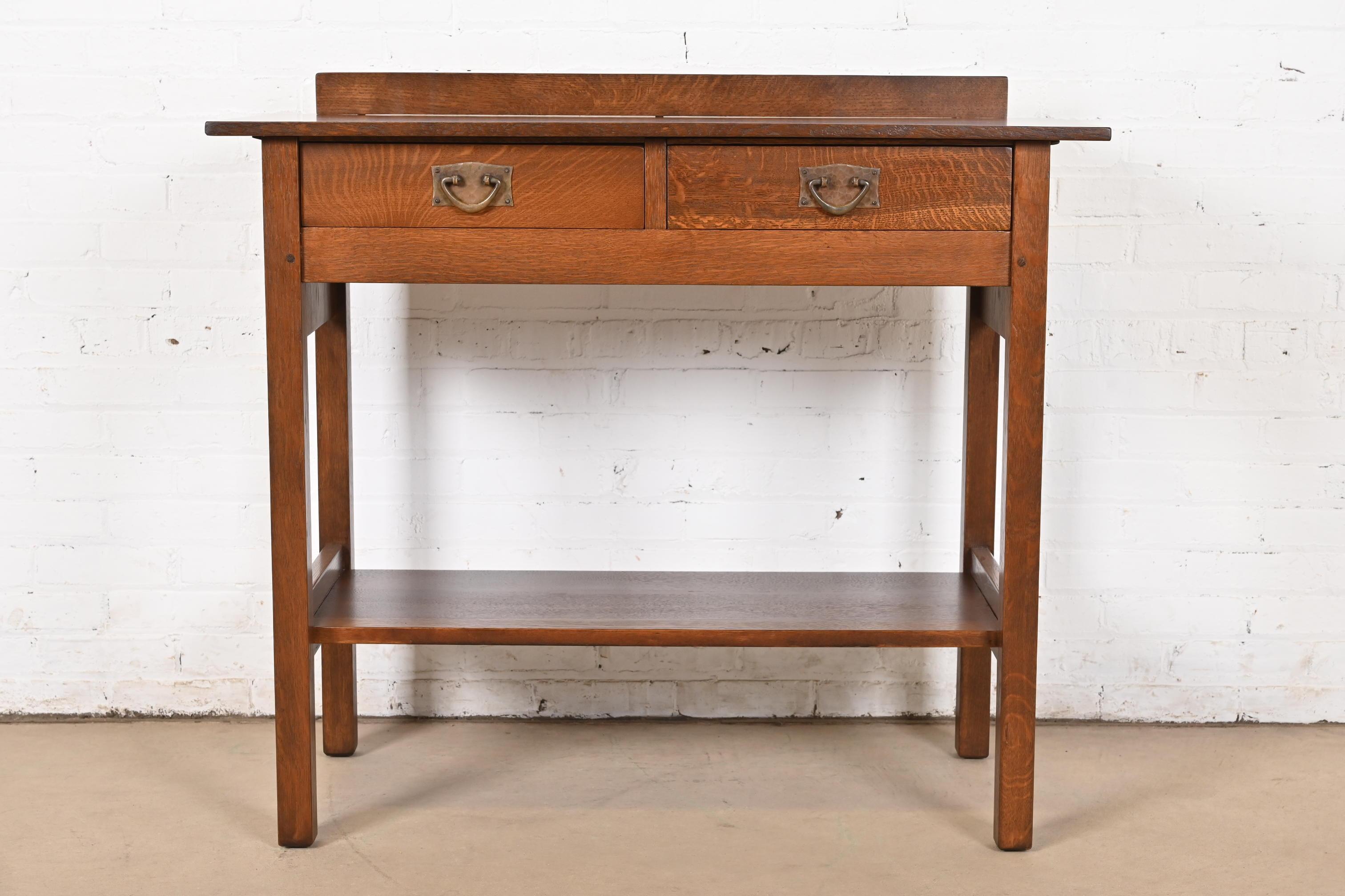 Americano Gustav Stickley - Server da buffet in quercia Mission Arts & Crafts, rifinito in vendita