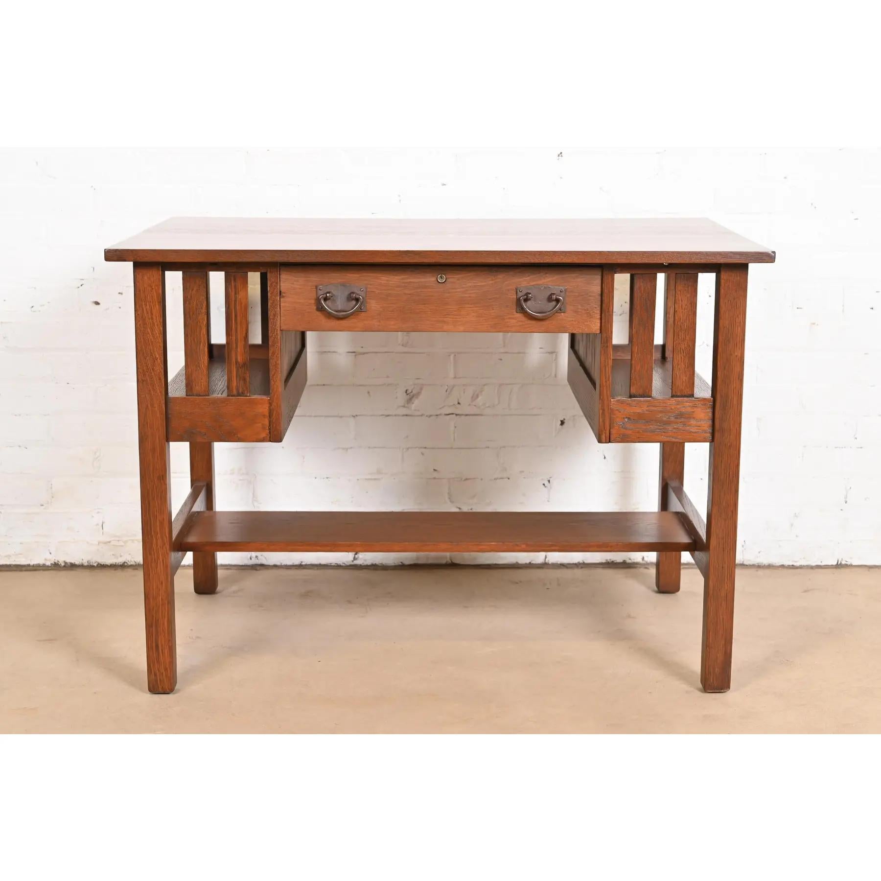 American Gustav Stickley Antique Mission Oak Arts & Crafts Desk, Newly Refinished For Sale