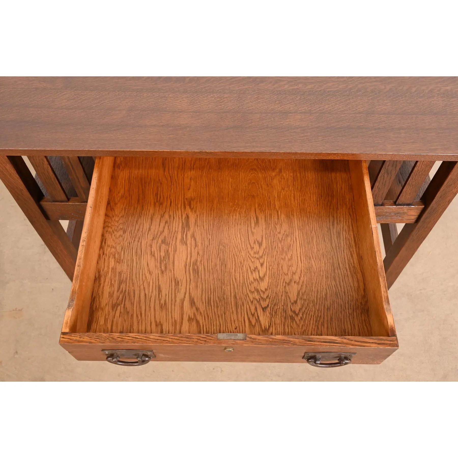Gustav Stickley Antique Mission Oak Arts & Crafts Desk, Newly Refinished For Sale 1