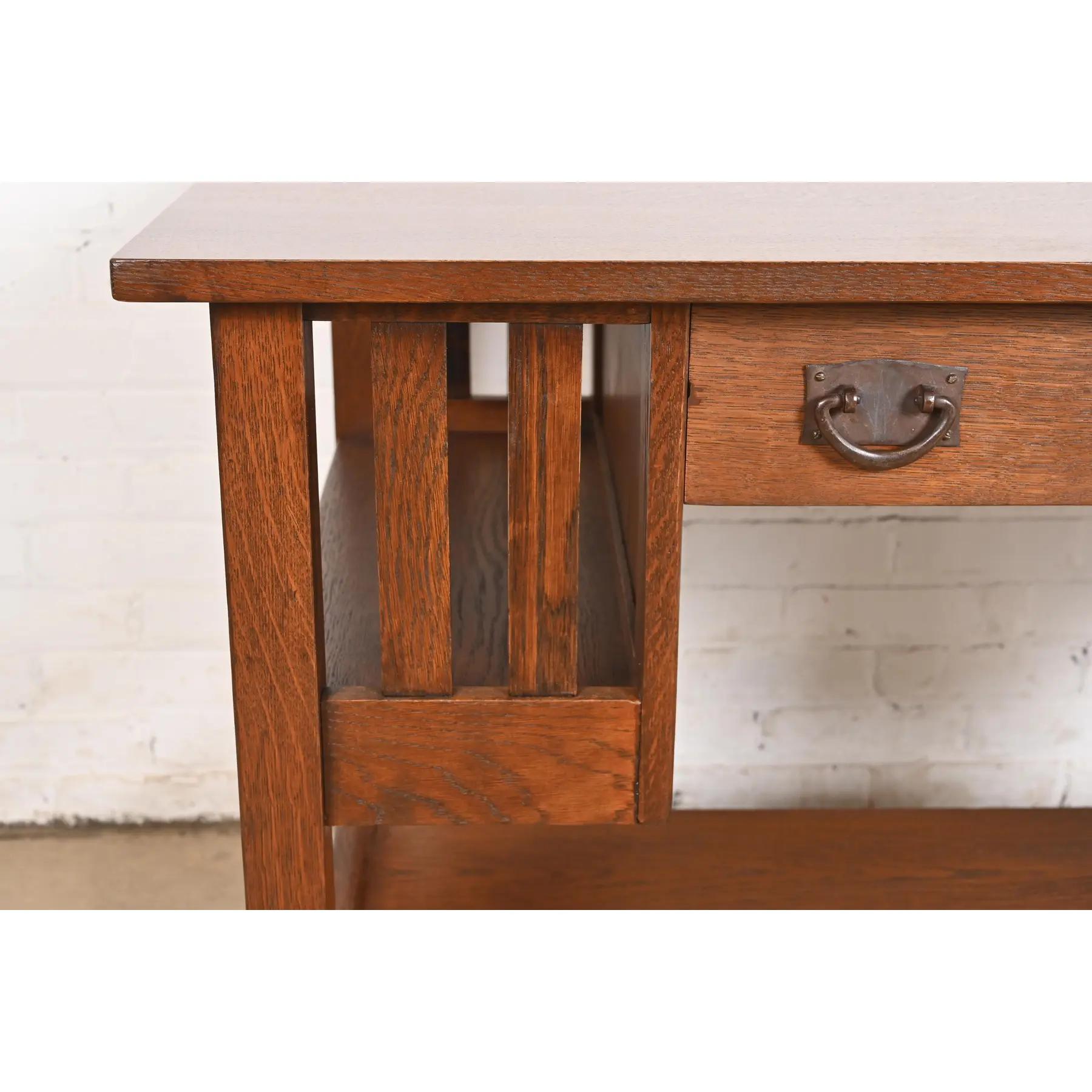 Gustav Stickley Antique Mission Oak Arts & Crafts Desk, Newly Refinished For Sale 3