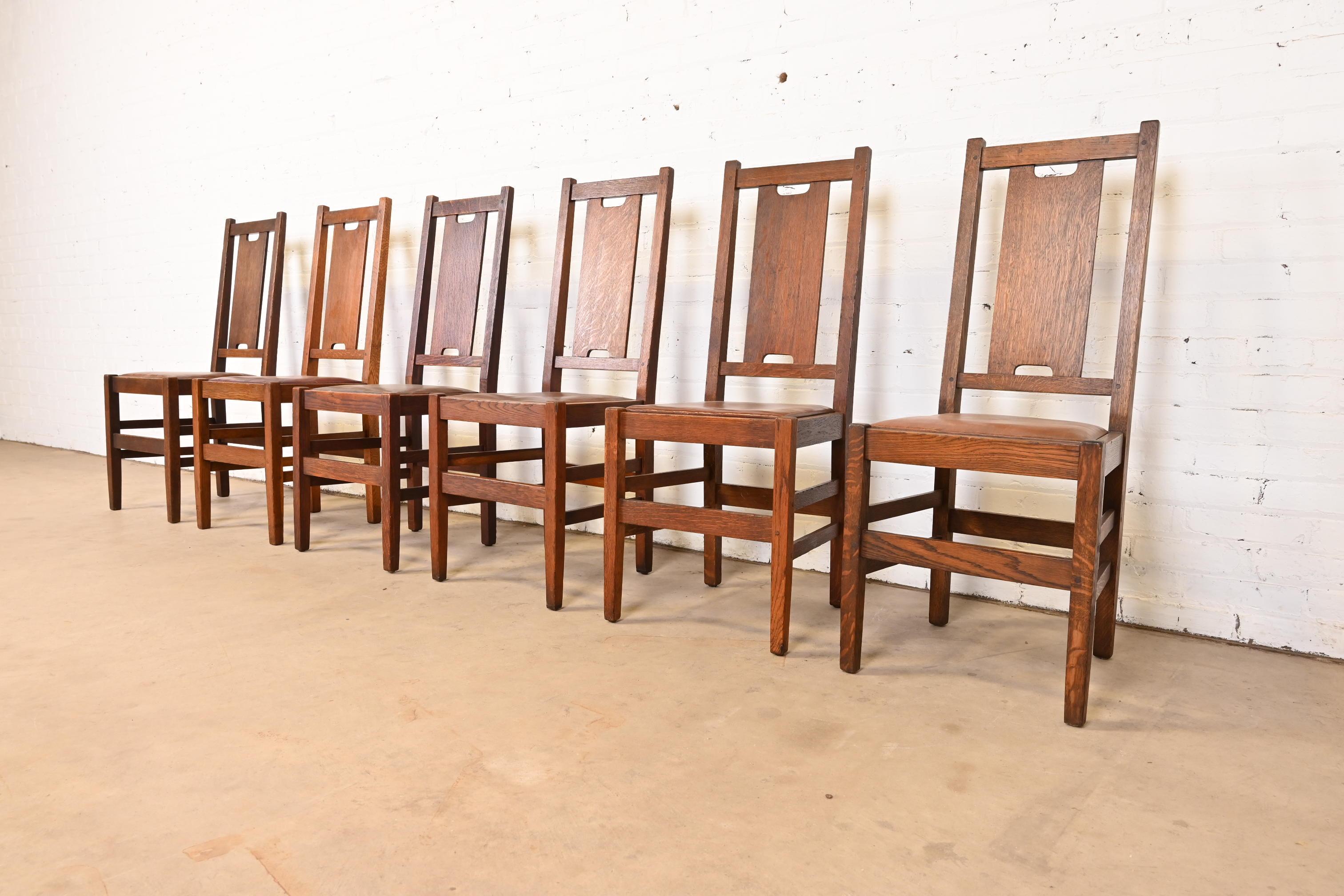 Gustav Stickley Antique Mission Oak Arts & Crafts Dining Chairs, Circa 1900 In Good Condition In South Bend, IN