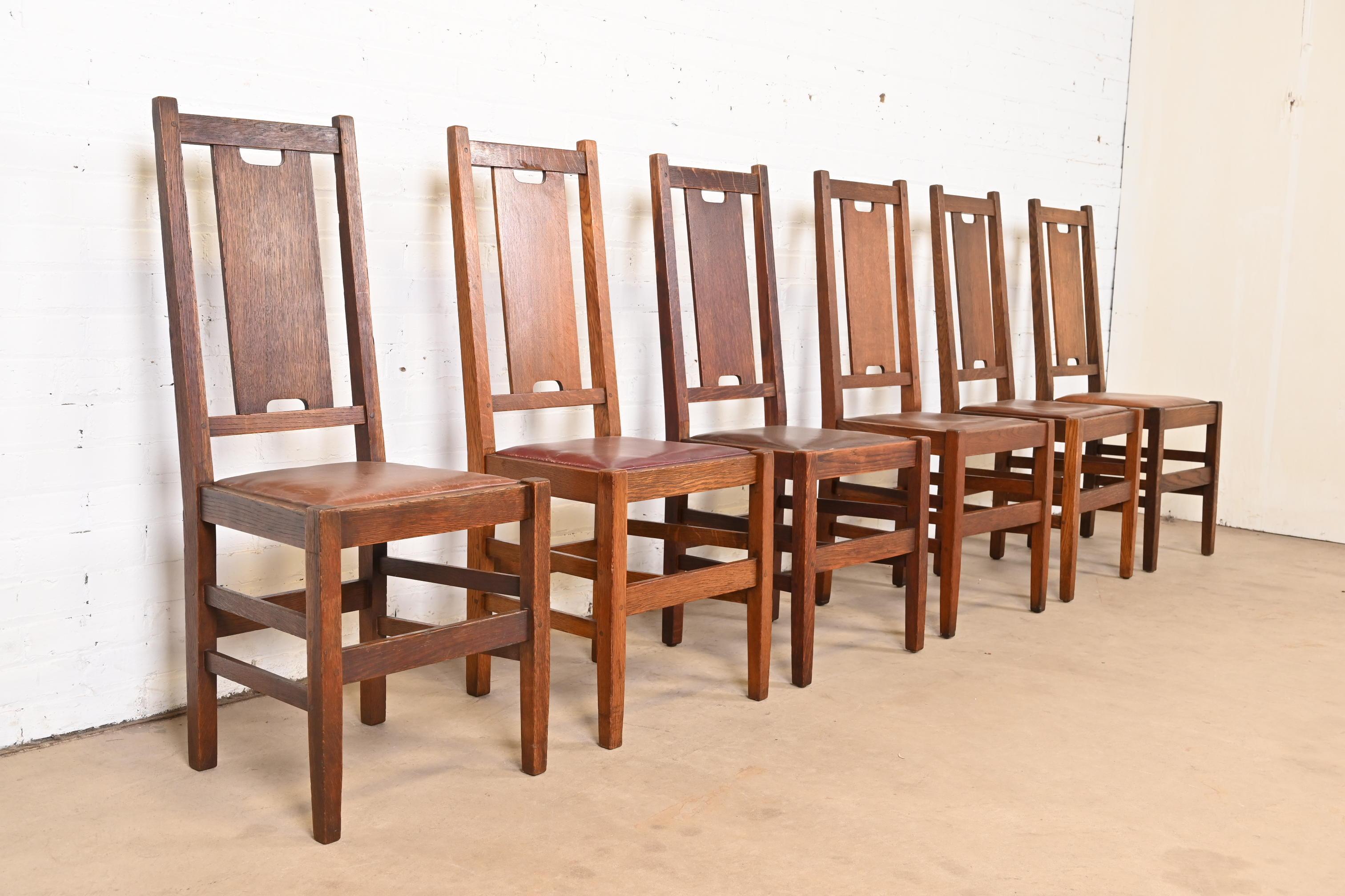 Gustav Stickley Antique Mission Oak Arts & Crafts Dining Chairs, Circa 1900 1