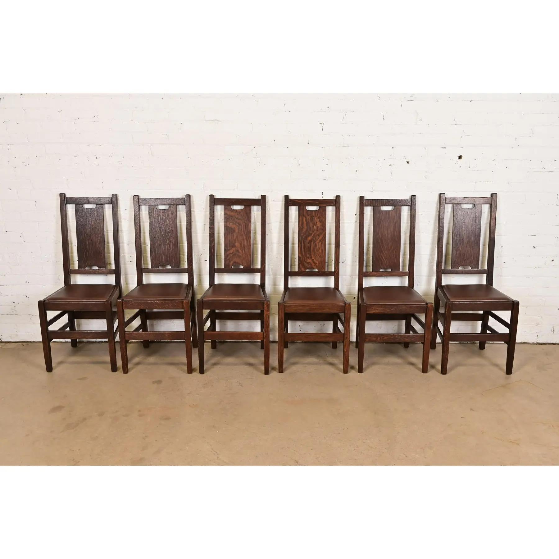Gustav Stickley Antike Mission Oak Arts & Crafts Esszimmerstühle, neu lackiert (amerikanisch) im Angebot