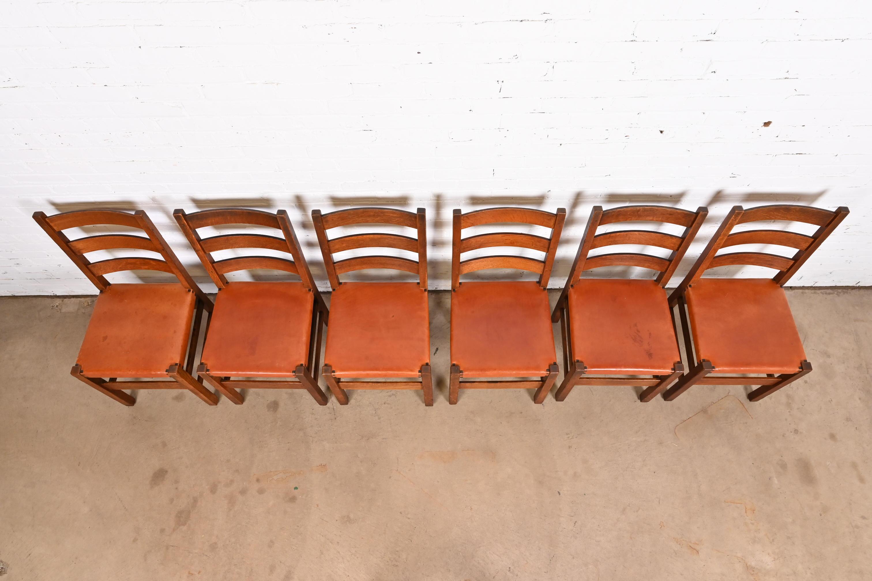 Gustav Stickley Antique Mission Oak Arts & Crafts Dining Chairs, Set of Six In Good Condition In South Bend, IN