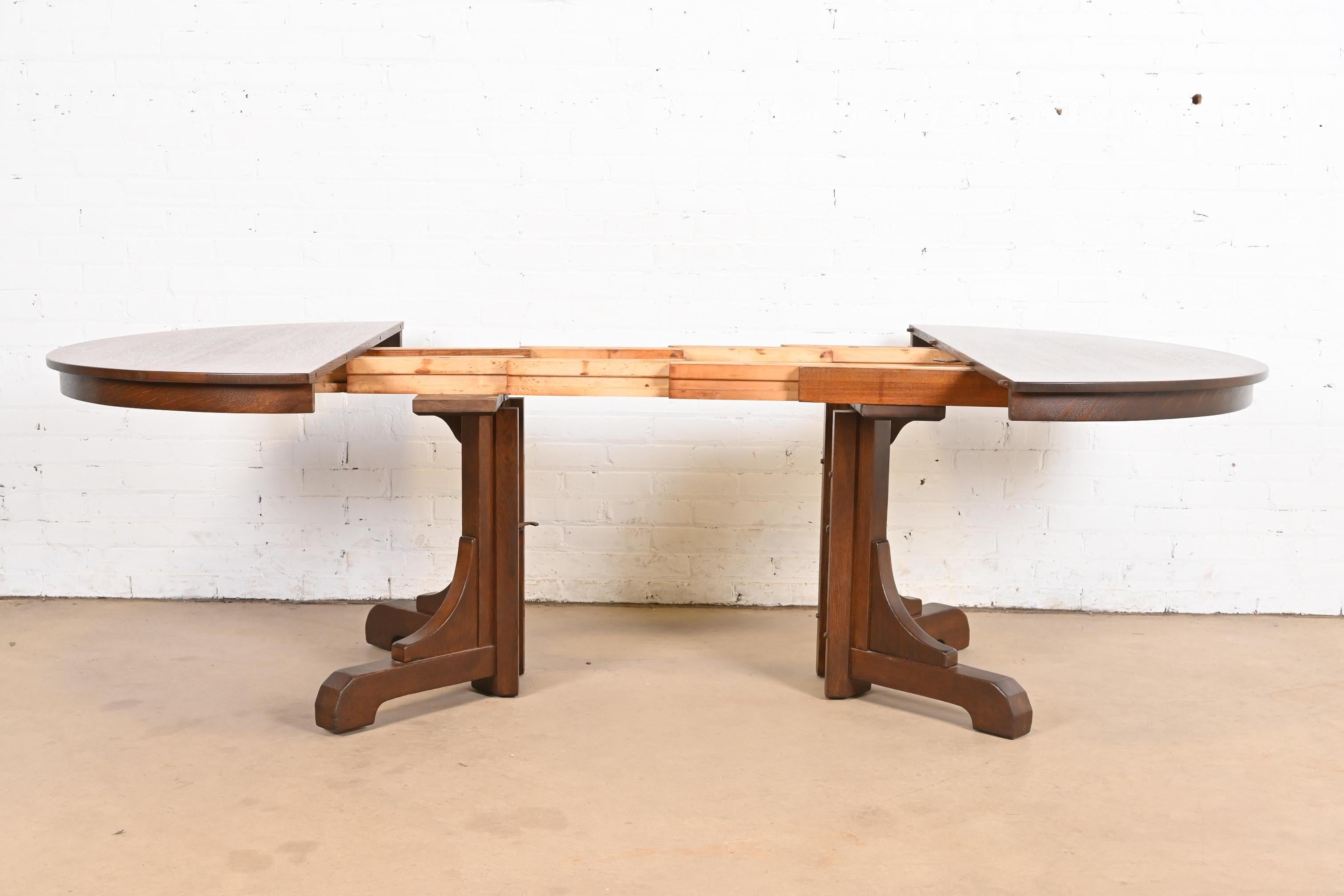 Quercia Tavolo da pranzo Mission Arts & Crafts di Gustav Stickley, rifinito con legno di quercia in vendita
