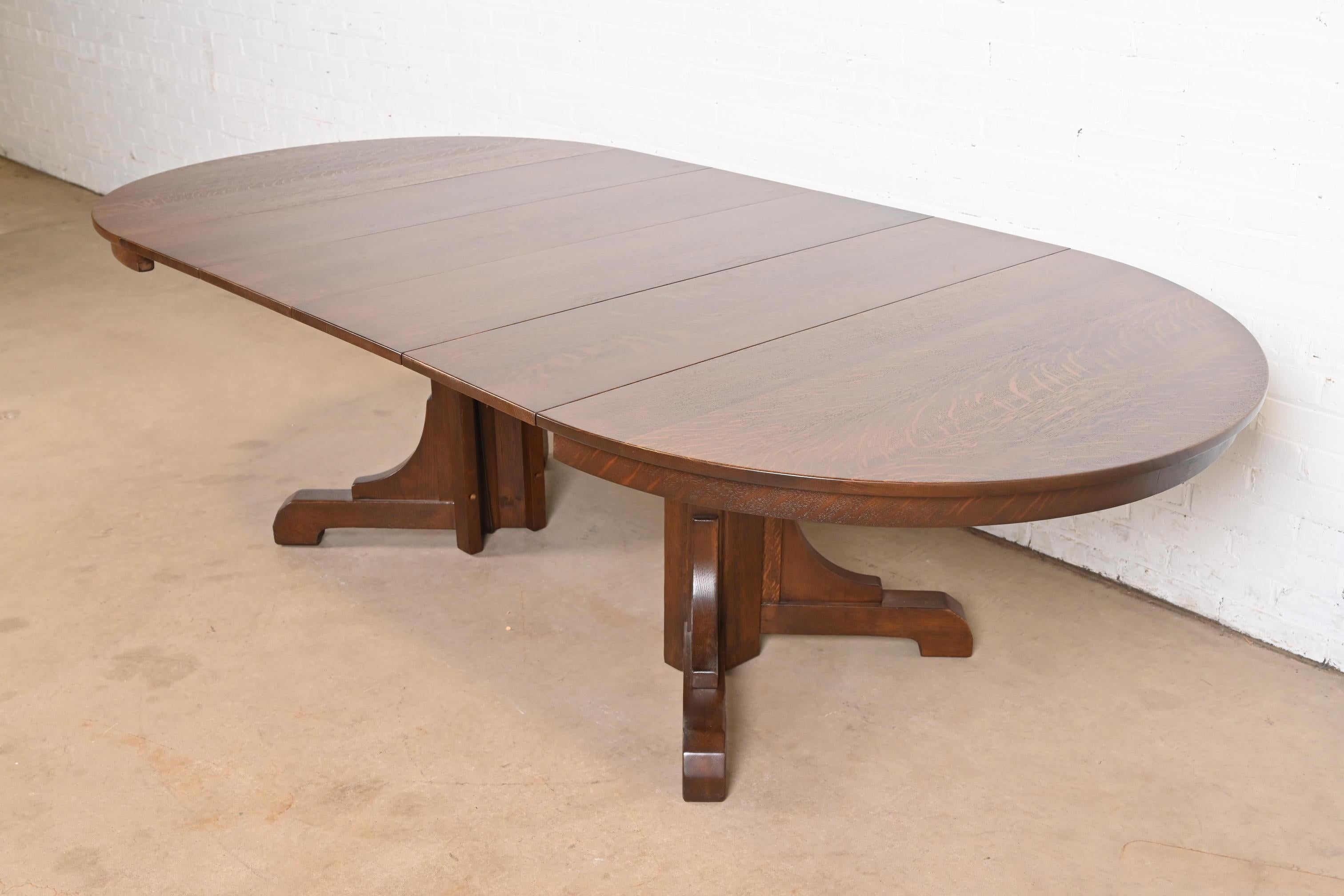 Tavolo da pranzo Mission Arts & Crafts di Gustav Stickley, rifinito con legno di quercia in vendita 2