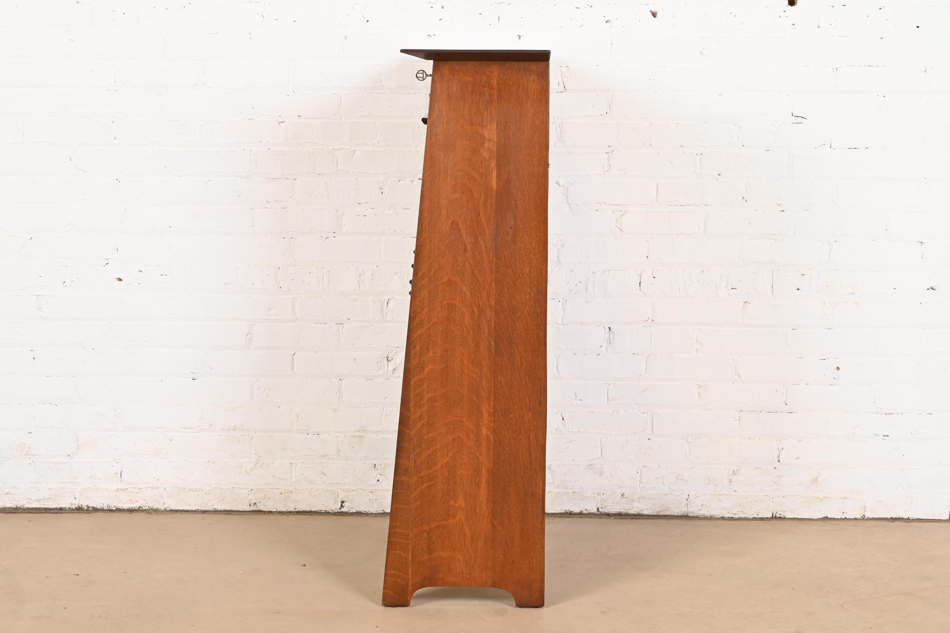 Gustav Stickley Antique Mission Oak Arts & Crafts Drop Front Secretary Desk (bureau à tiroirs) en vente 3