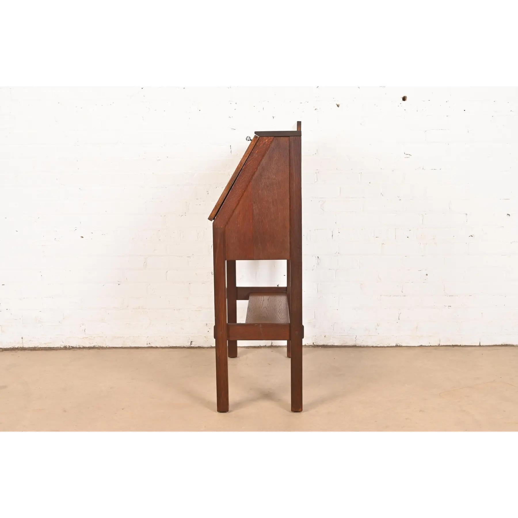 Gustav Stickley Antique Mission Oak Arts & Crafts Drop Front Secretary Desk (bureau à tiroirs) en vente 5