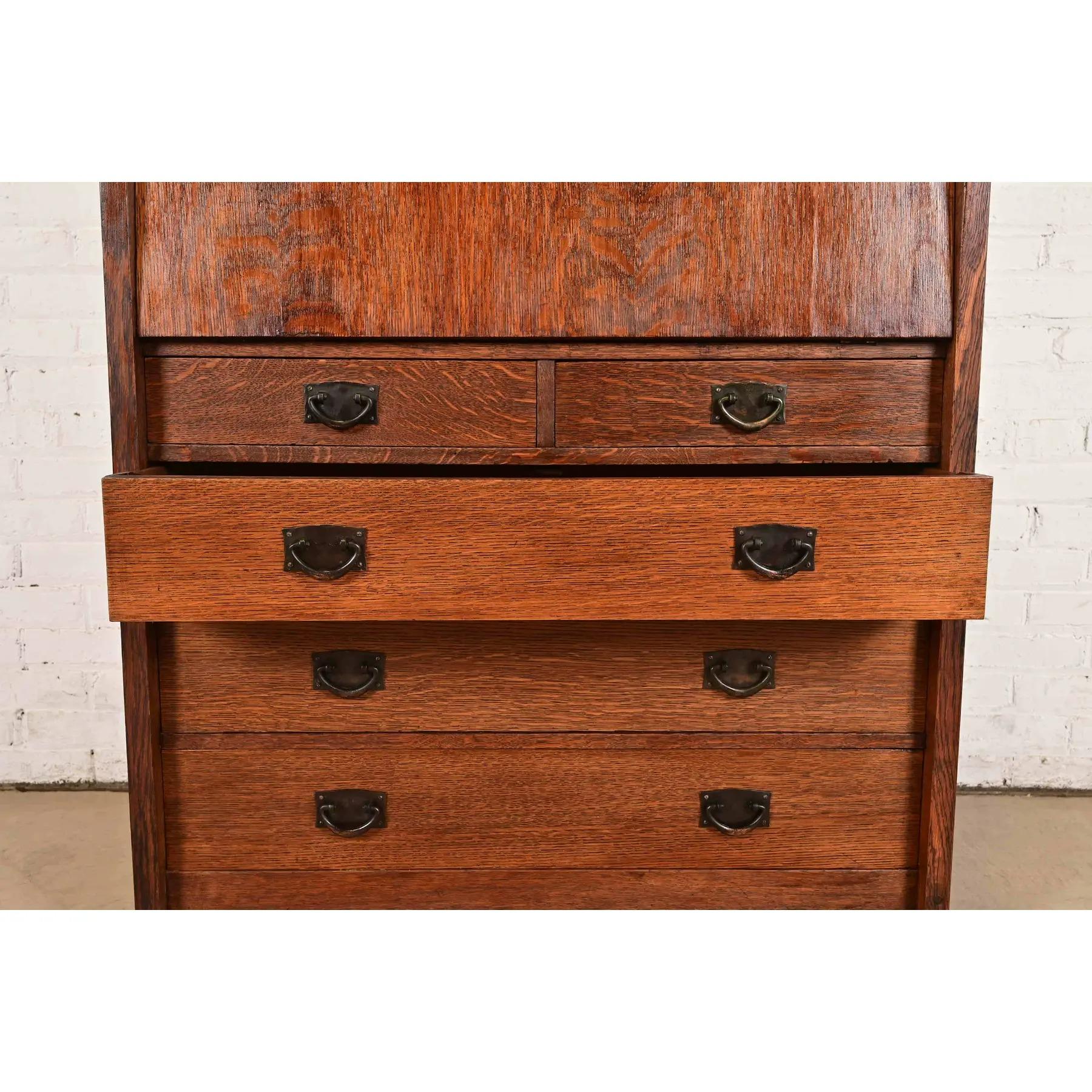 Gustav Stickley Antique Mission Oak Arts & Crafts Drop Front Secretary Desk (bureau à tiroirs) en vente 2