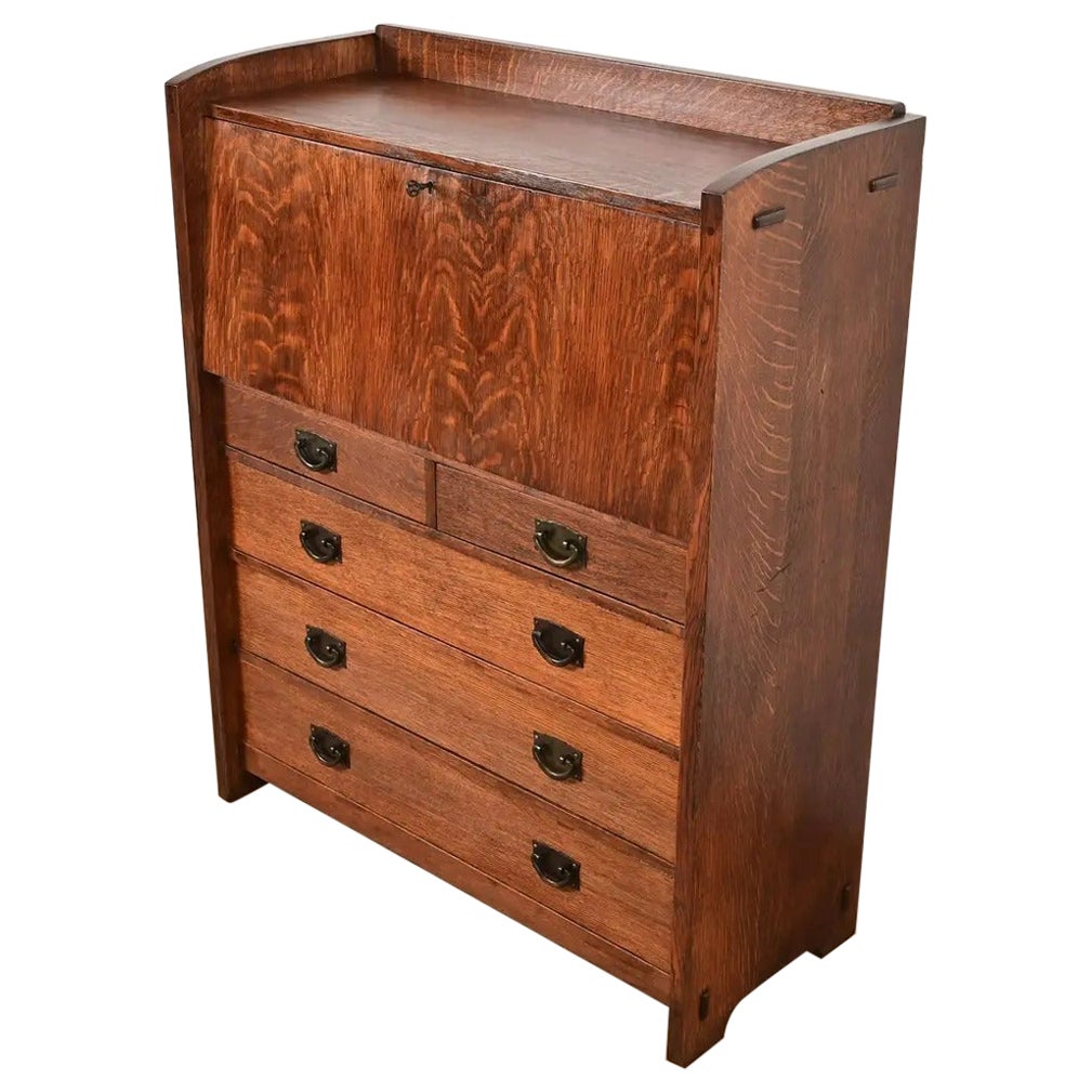 Gustav Stickley Antique Mission Oak Arts & Crafts Drop Front Secretary Desk (bureau à tiroirs) en vente