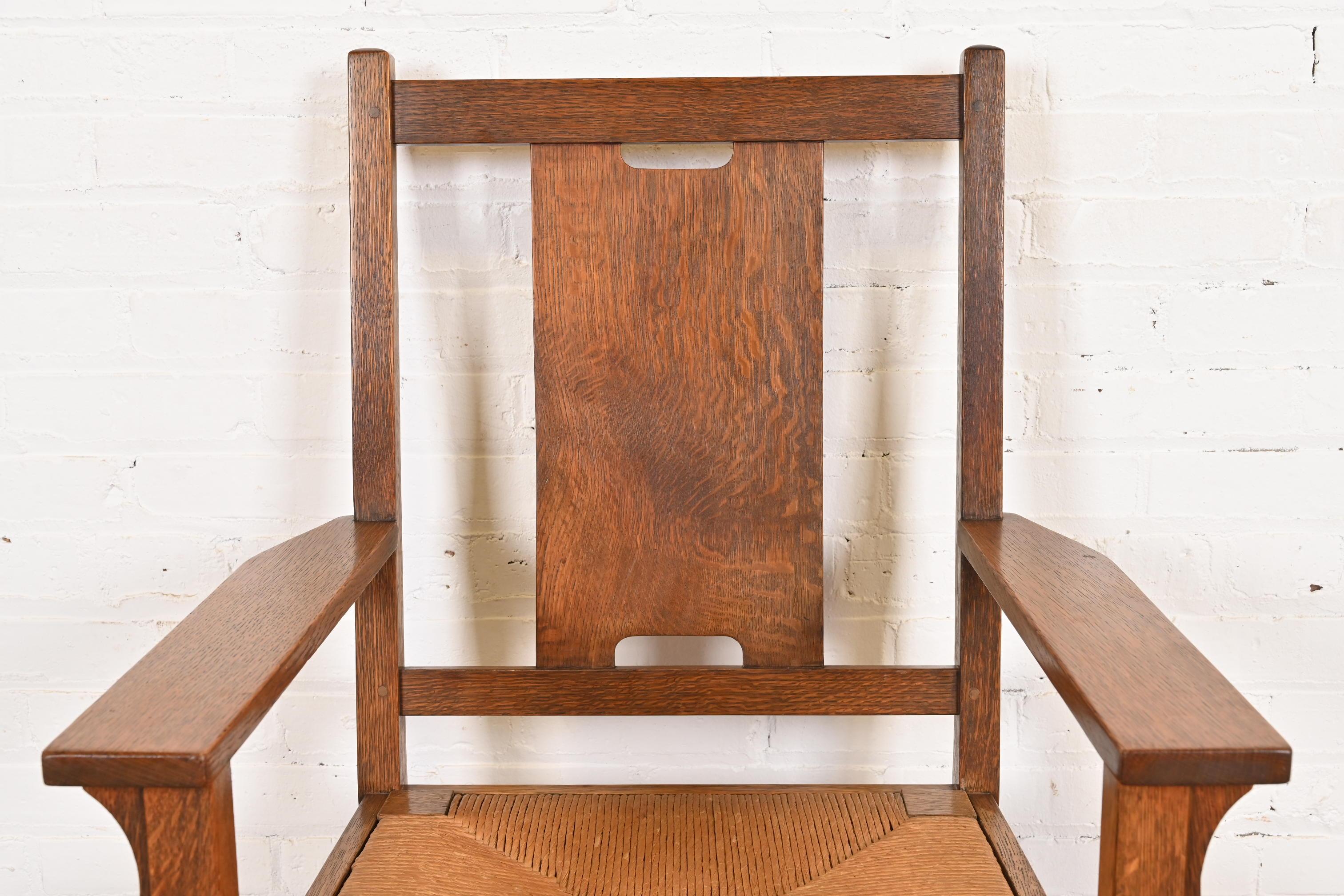 Gustav Stickley Antike Mission Arts & Crafts Eiche H-Rücken Esszimmerstühle im Angebot 3