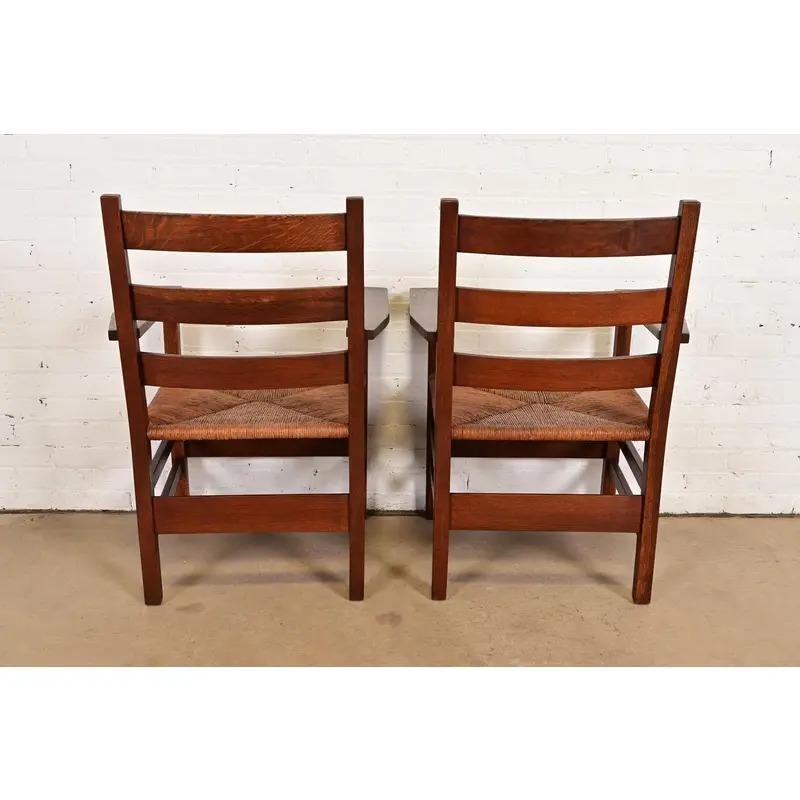 Gustav Stickley Antike Mission Arts & Crafts Eiche Leiter Rückenlehne Sessel, Paar im Angebot 4