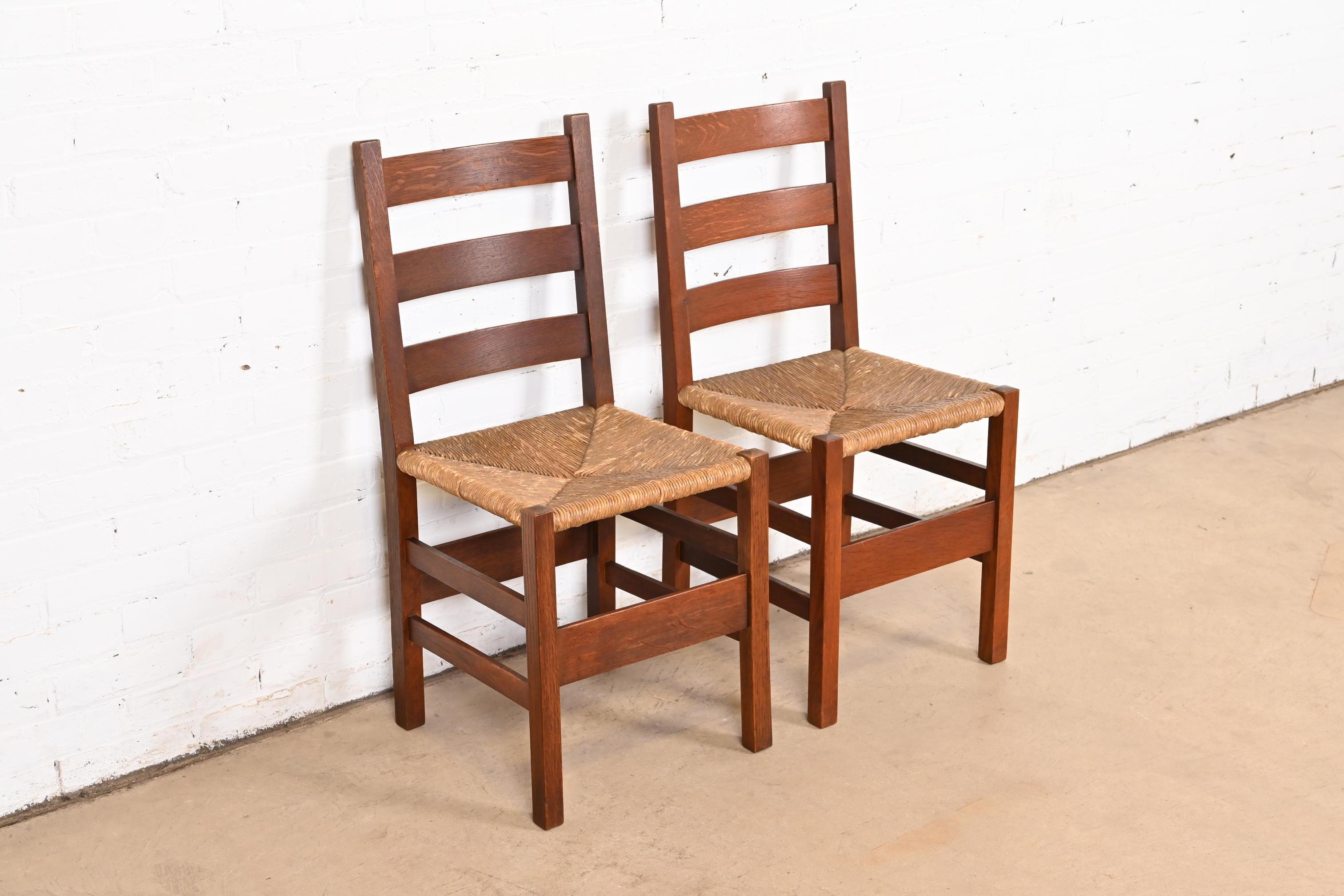 Arts and Crafts Gustav Stickley Antique Mission Oak Arts & Crafts Ladder Back Side Chairs, Pair For Sale