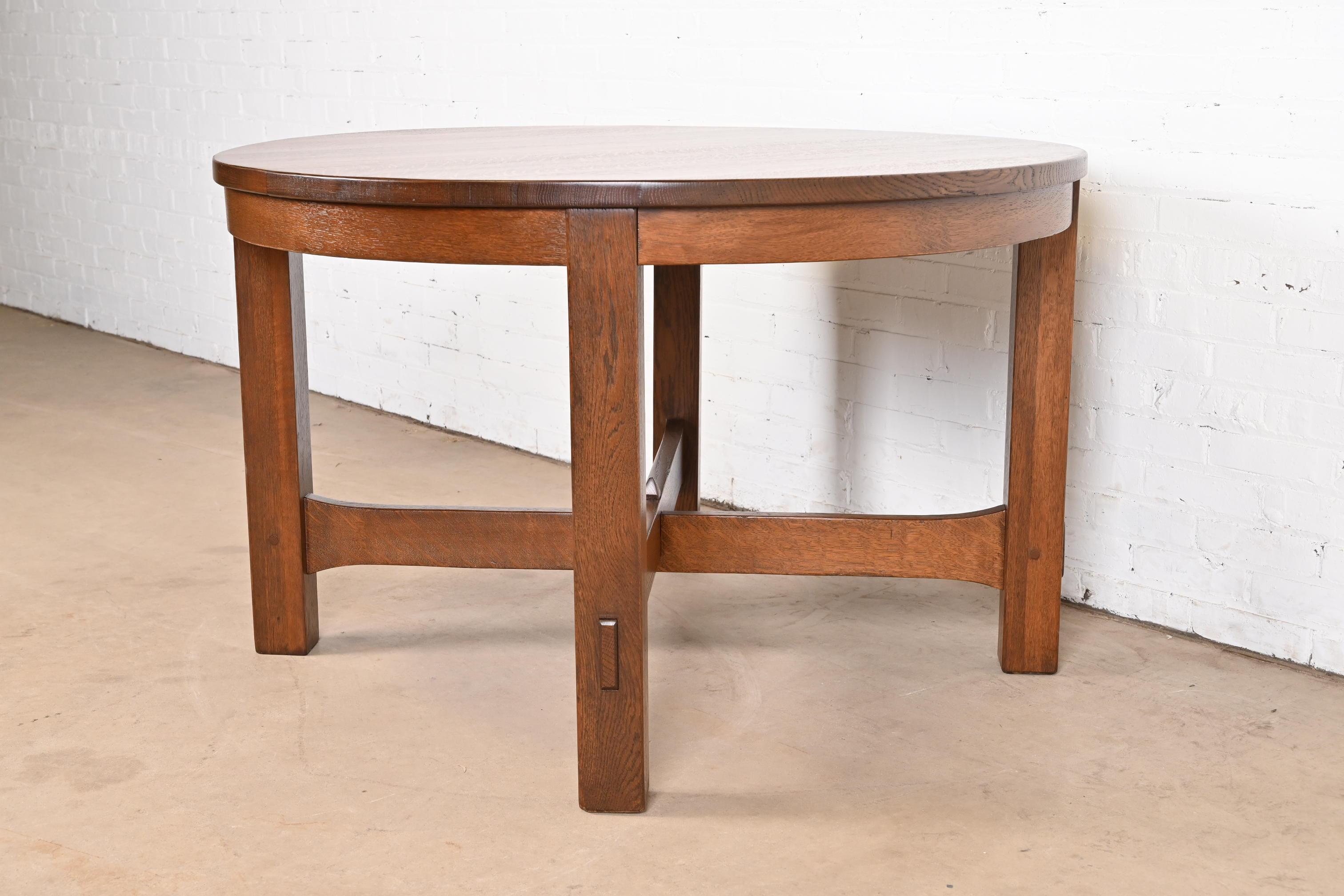 American Gustav Stickley Antique Mission Oak Arts & Crafts Round Dining Table, Restored