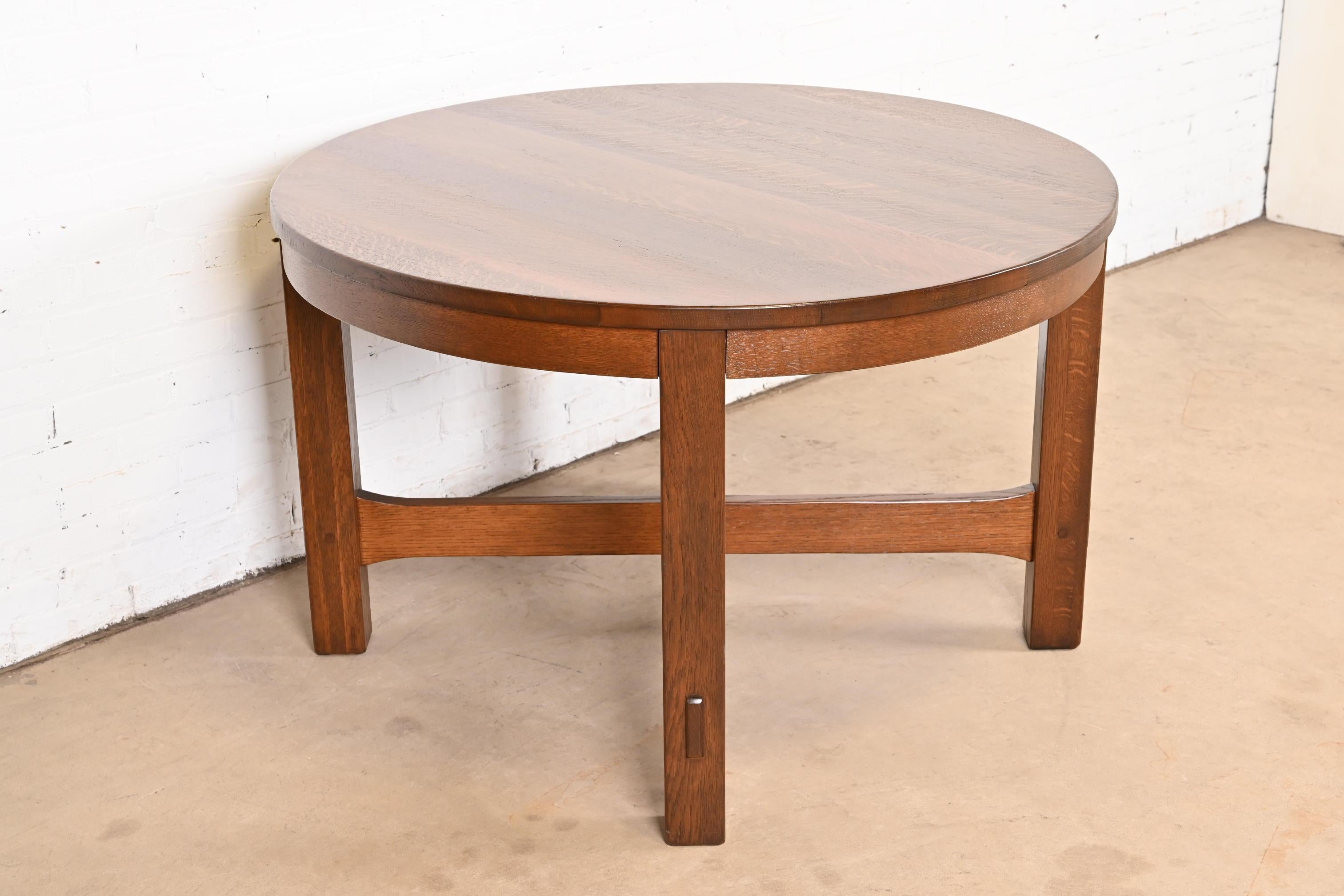 Gustav Stickley Antique Mission Oak Arts & Crafts Round Dining Table, Restored In Good Condition In South Bend, IN