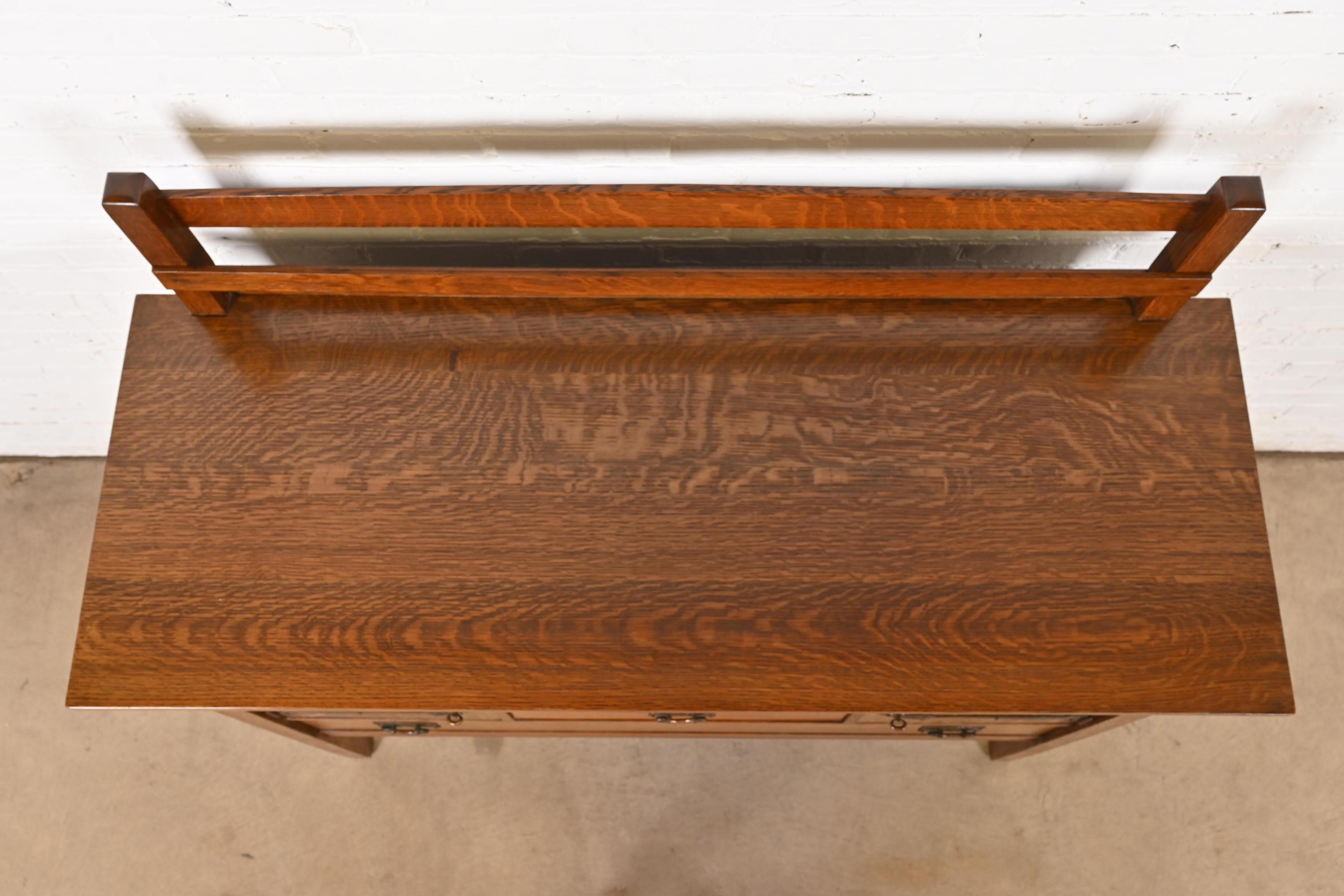 Gustav Stickley Ancienne Mission Oak Arts & Crafts Buffet à charnières à sangles en vente 3