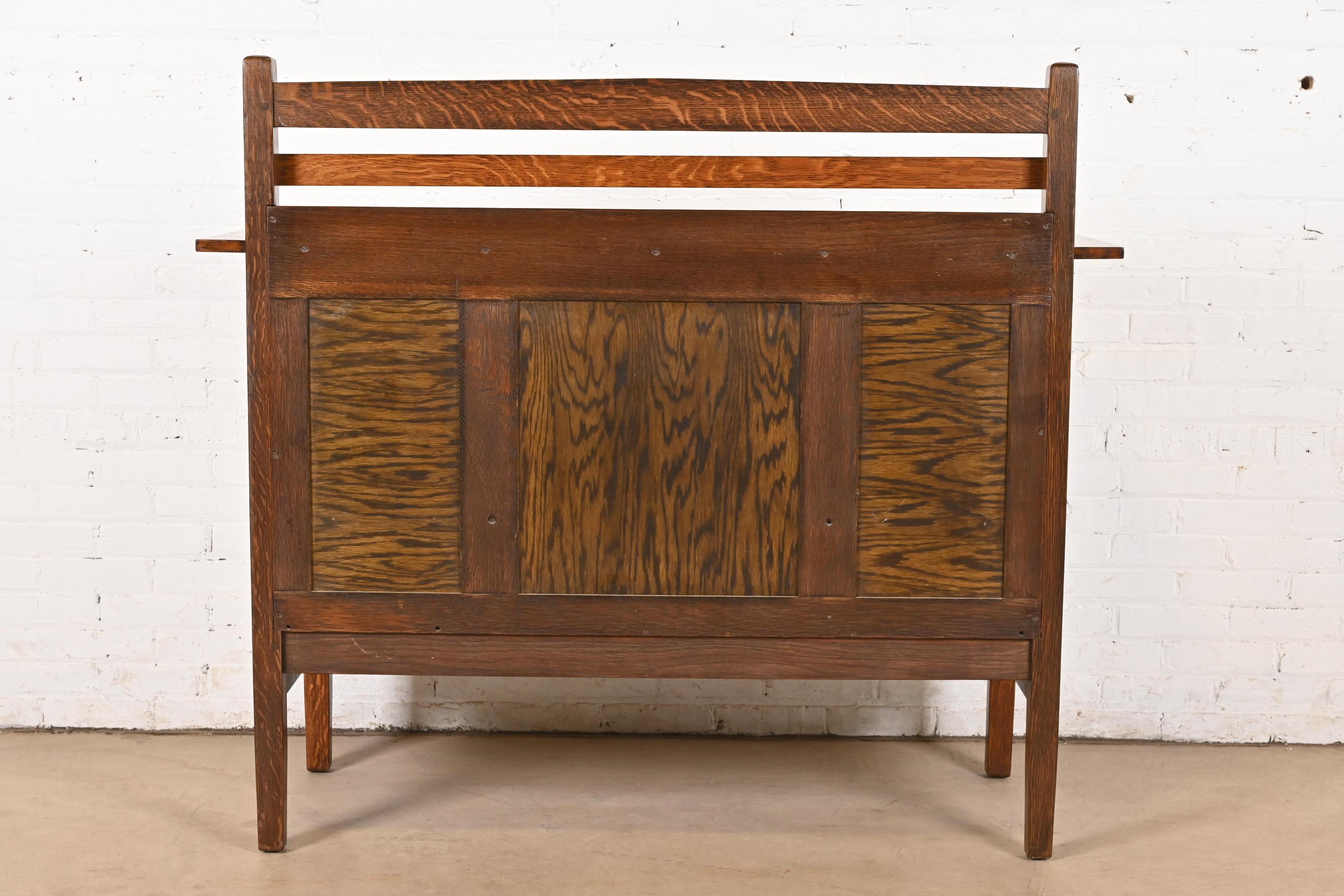 Gustav Stickley Ancienne Mission Oak Arts & Crafts Buffet à charnières à sangles en vente 5