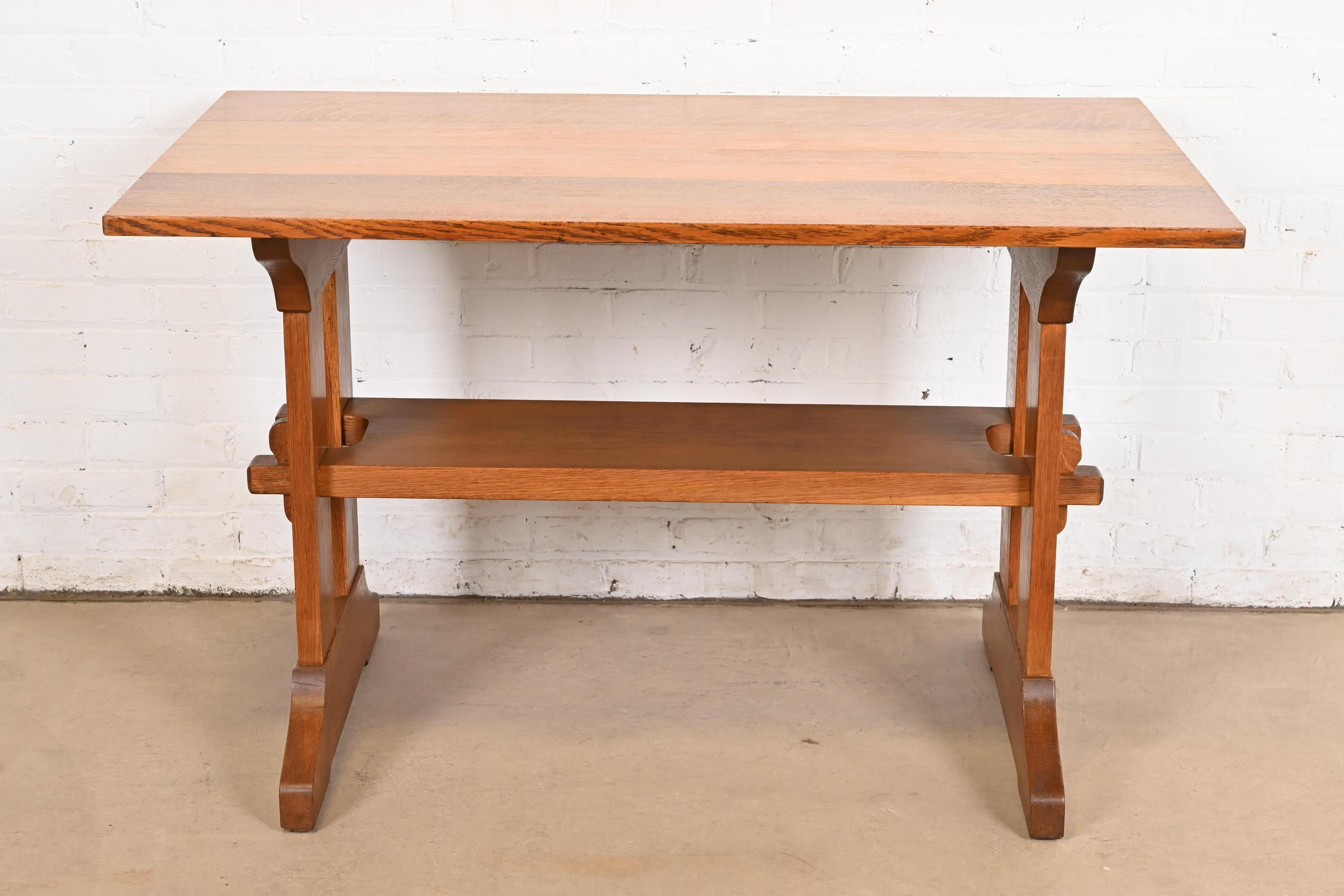 Arts and Crafts Table de bibliothèque à tréteaux Mission en chêne Arts & Crafts Gustav Stickley en vente