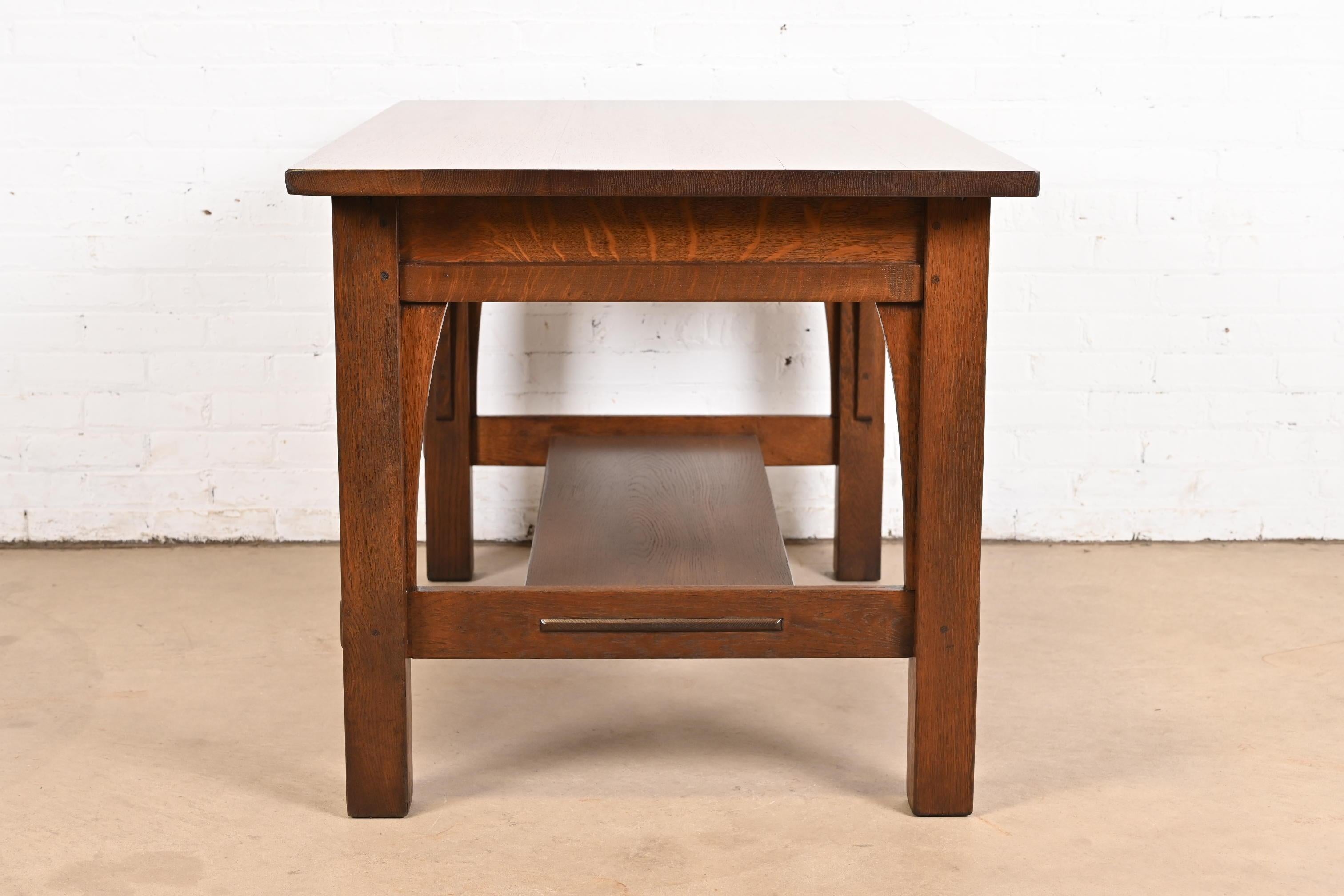 Gustav Stickley Antiguo Escritorio o Mesa de Biblioteca Mission Arts & Crafts de Roble en venta 4