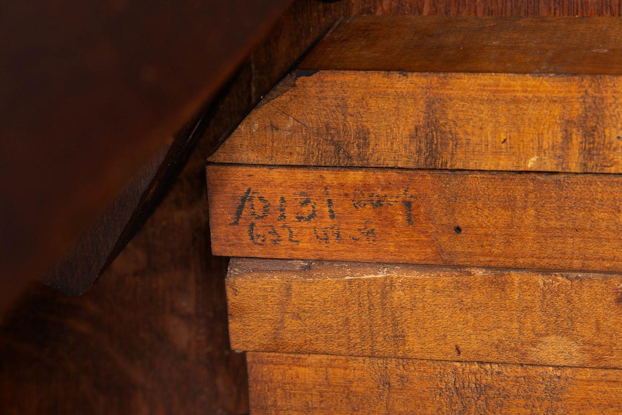 Gustav Stickley Arts & Crafts Table de salle à manger à rallonge en Oak no. 632 c. 1910 en vente 7