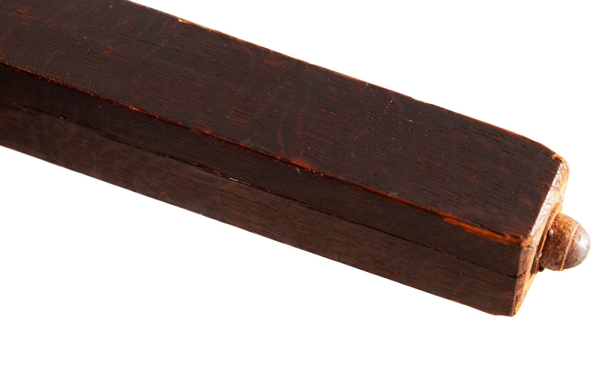 Gustav Stickley Arts & Crafts Table de salle à manger à rallonge en Oak no. 632 c. 1910 en vente 13