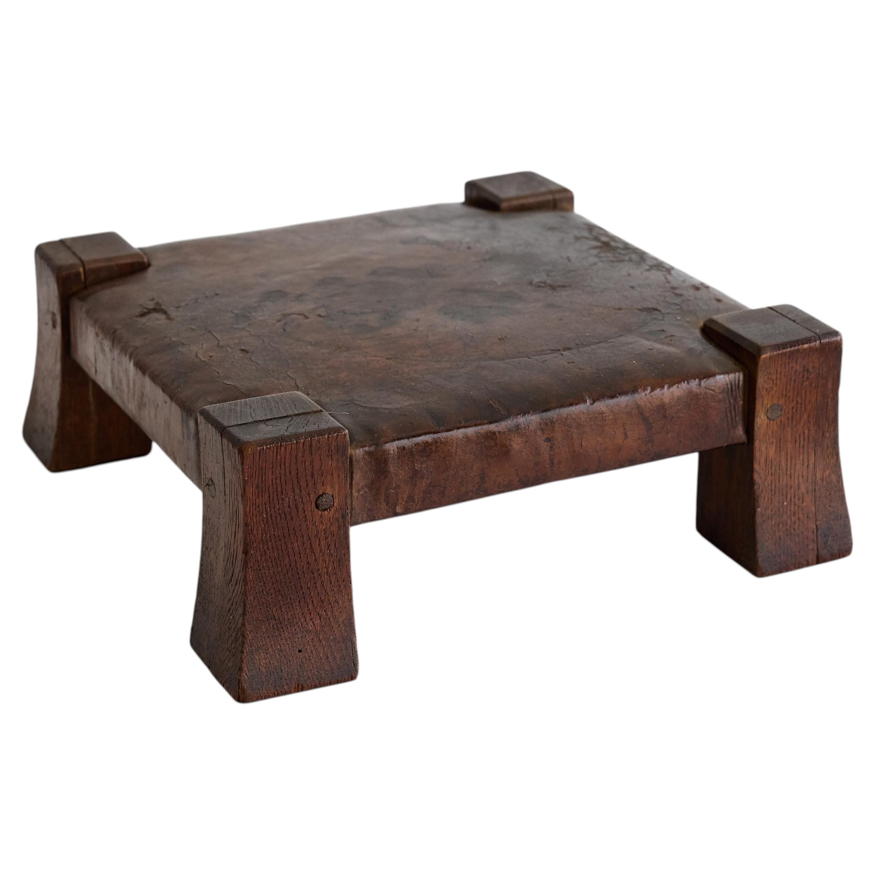Reposapiés de cuero Gustav Stickley Arts & Crafts, American nº 302, Circa 1910 en venta