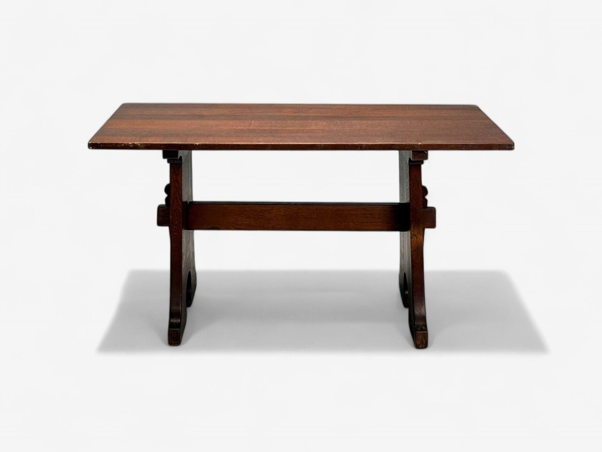 Arts and Crafts Gustav Stickley, Arts & Crafts, tavolo da biblioteca con base a cavalletto, Mission Oak, 1900