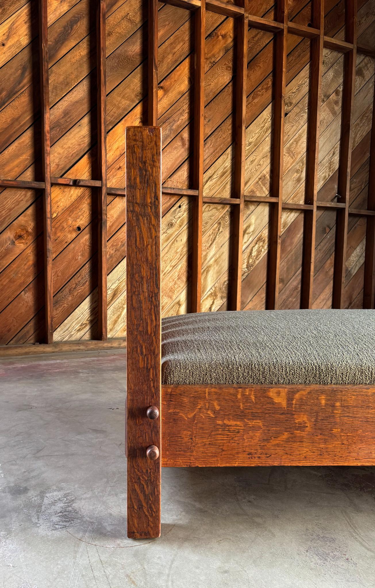 Gustav Stickley Daybed Model #220, United States, c.1910 3