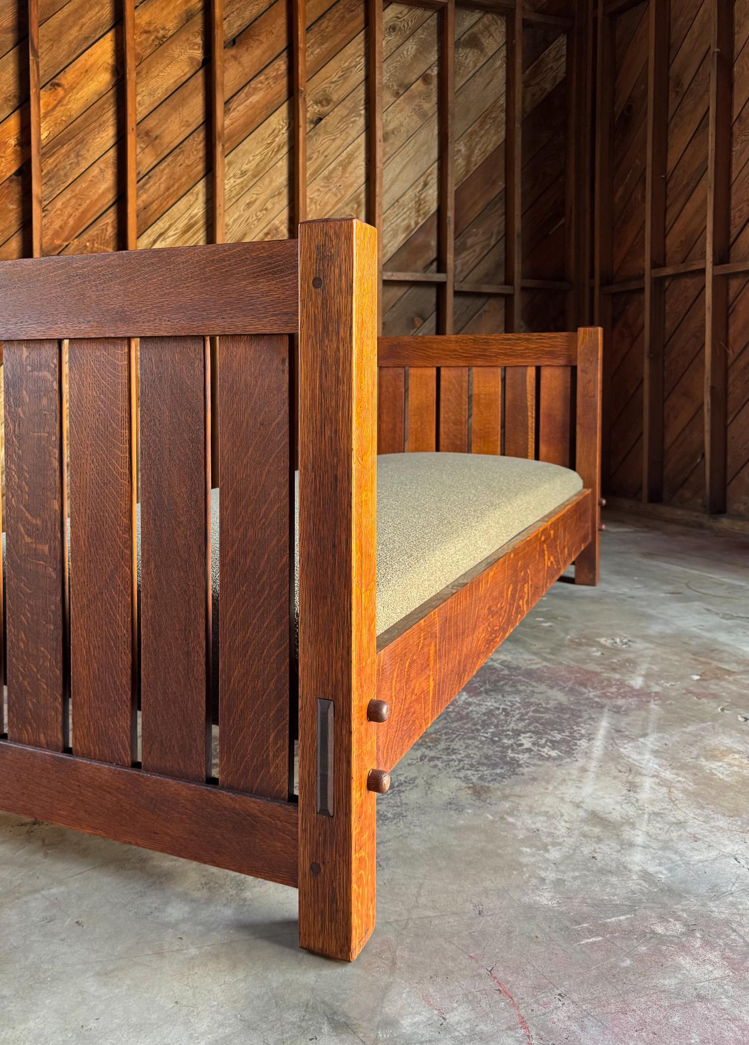 Gustav Stickley Daybed Model #220, United States, c.1910 1