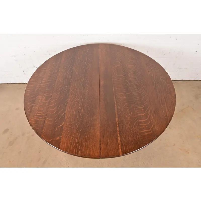 Table de salle à manger à rallonge Gustav Stickley Mission Arts & Crafts, nouvellement repeinte Bon état - En vente à South Bend, IN