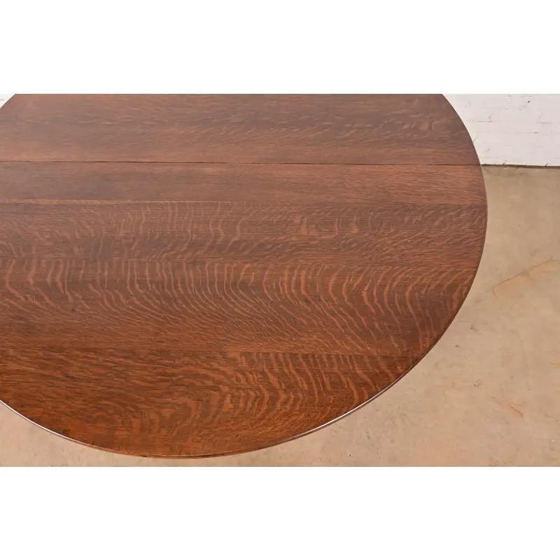 20ième siècle Table de salle à manger à rallonge Gustav Stickley Mission Arts & Crafts, nouvellement repeinte en vente