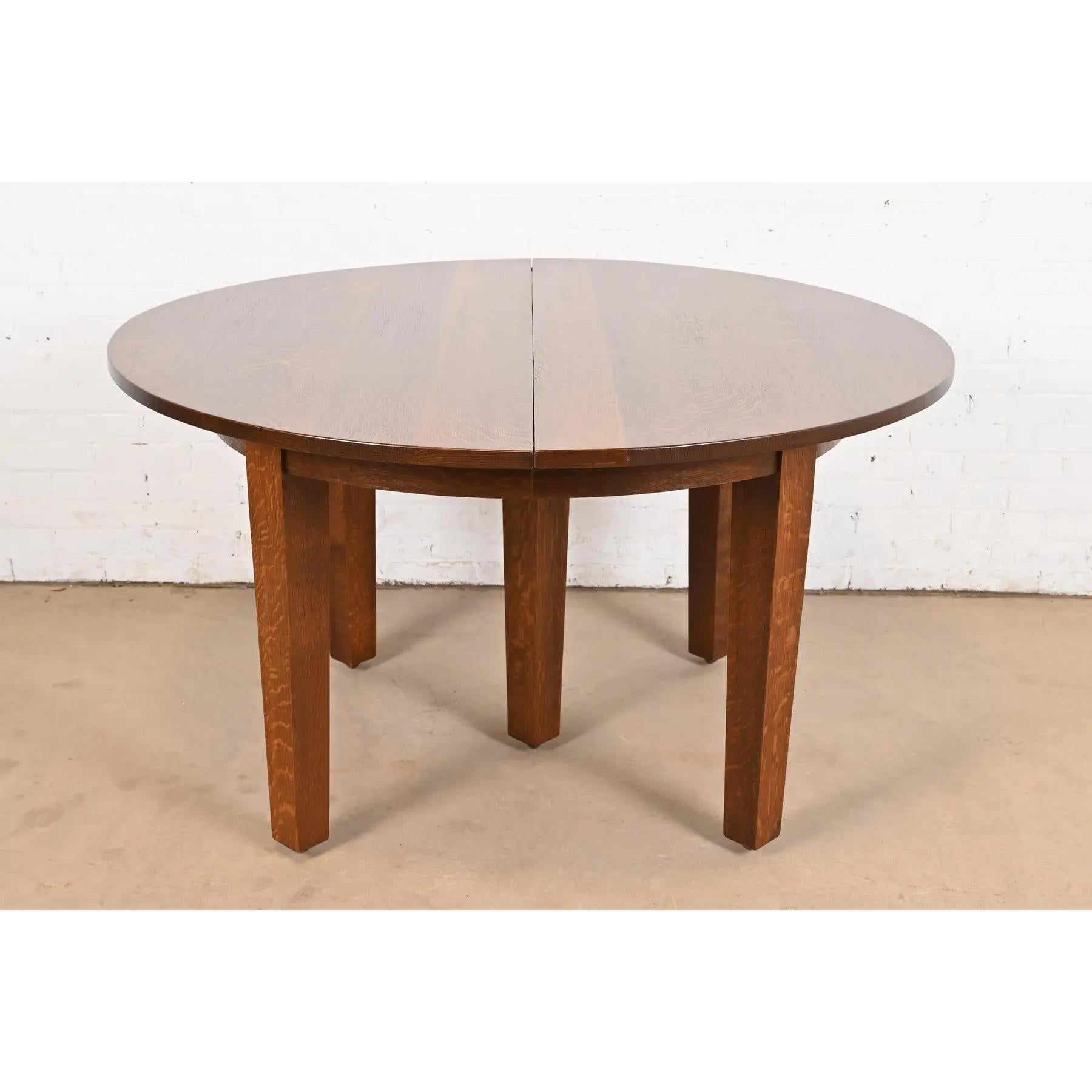 Début du 20ème siècle Gustav Stickley Mission Oak Arts & Crafts Table de salle à manger à rallonge, refinished en vente