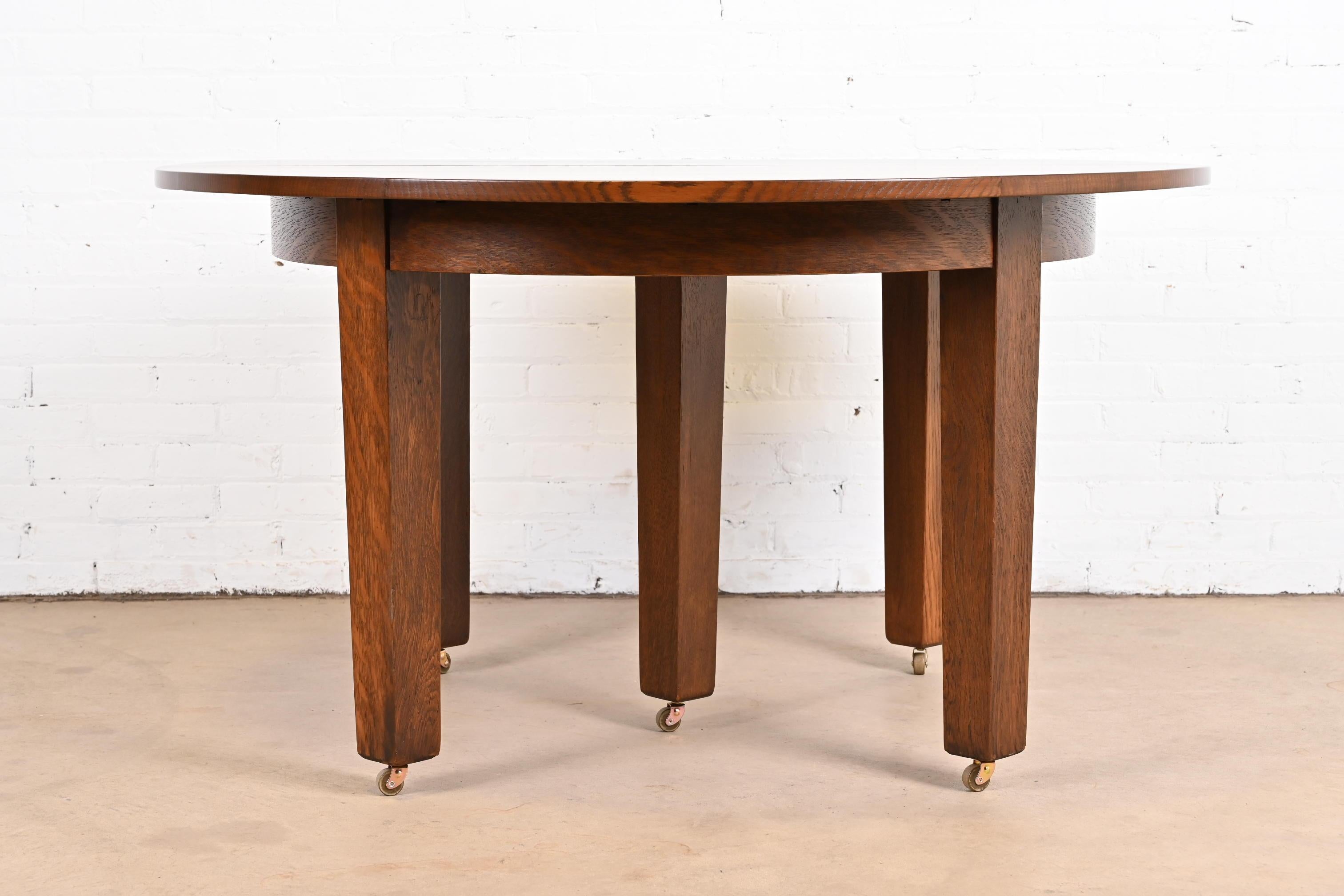 Gustav Stickley Mission table de salle à manger à rallonge Arts & Crafts en chêne avec six rallonges en vente 6