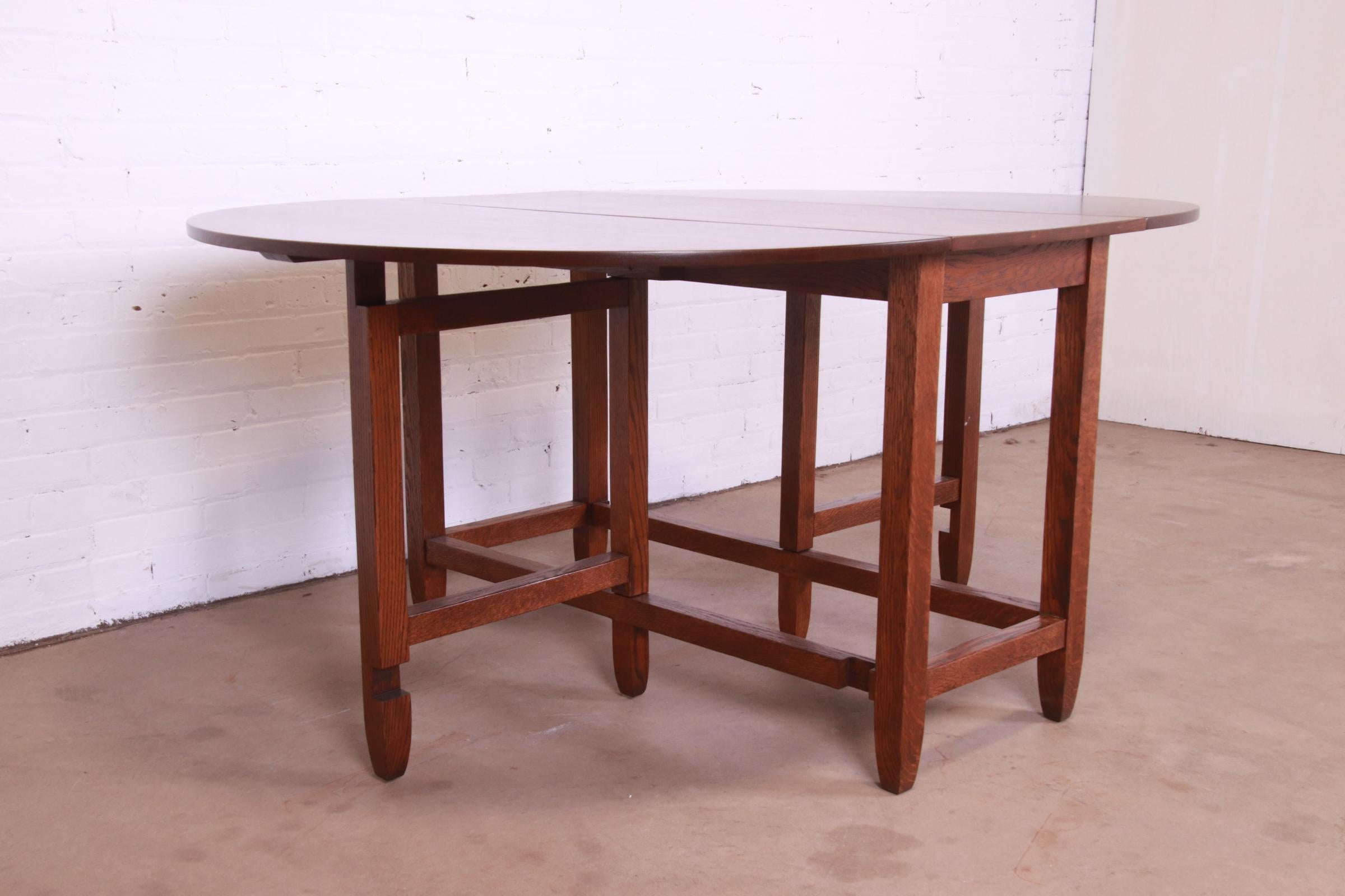 Gustav Stickley Mission Oak Arts & Crafts Gate Leg Drop Leaf Dining Table In Good Condition In South Bend, IN