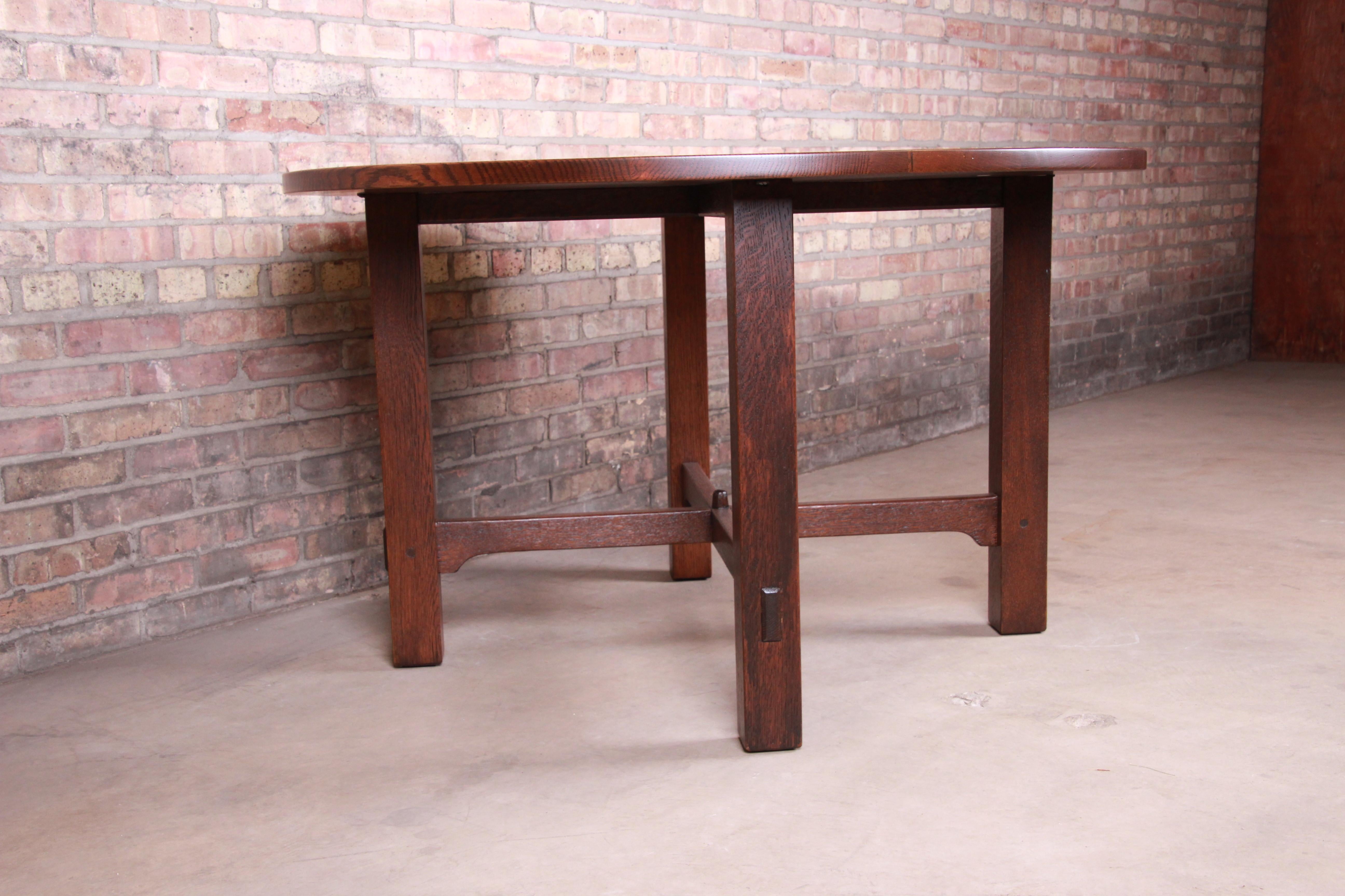 Arts and Crafts Gustav Stickley Mission Oak Arts & Crafts Round Dining Table, Newly Restored