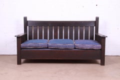 Gustav Stickley Mission Oak Arts & Crafts Settle Sofa, Circa 1900