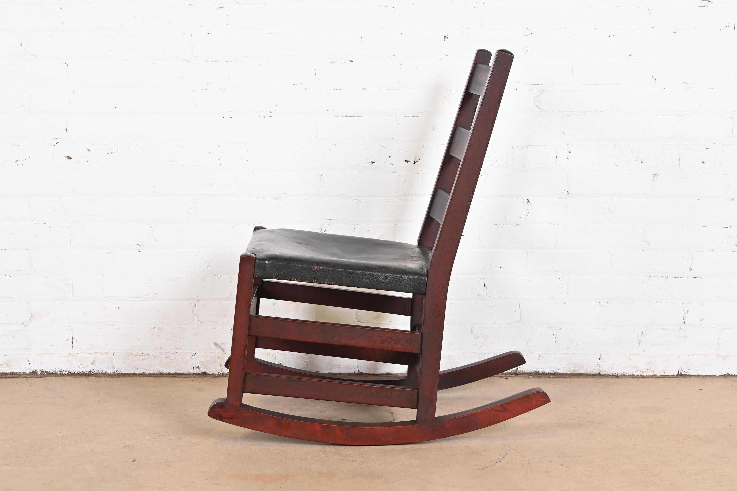 Leather Gustav Stickley Mission Oak Arts & Crafts Sewing Rocking Chair, Circa 1900 For Sale