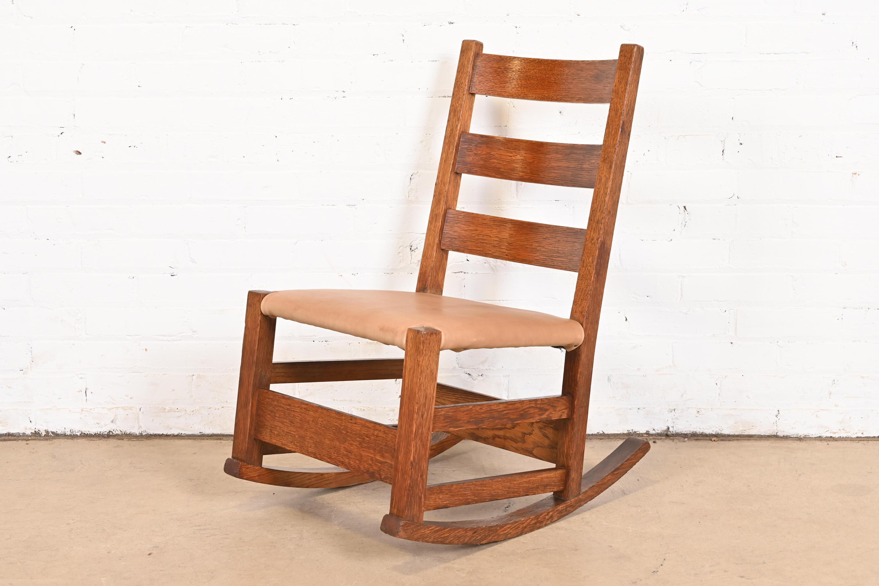 Gustav Stickley Mission Oak Arts & Crafts Sewing Rocking Chair, Circa 1900 For Sale 1