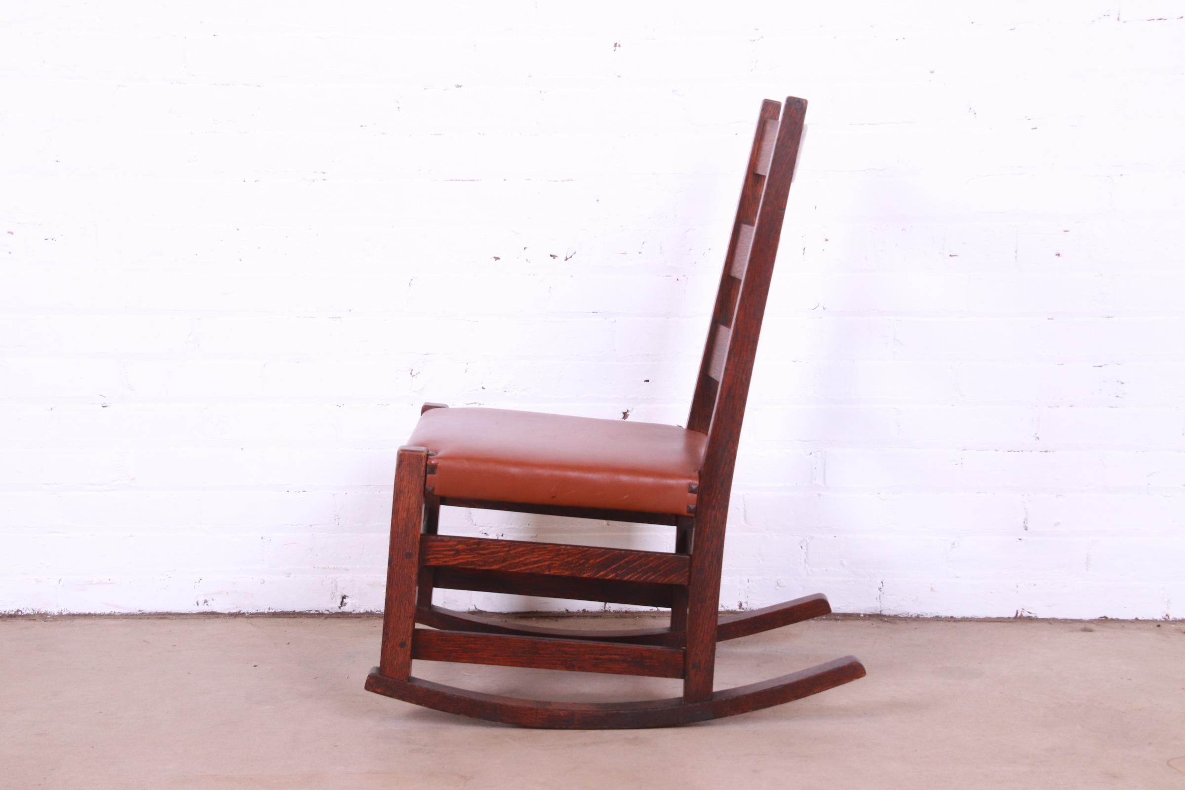20th Century Gustav Stickley Mission Oak Arts & Crafts Sewing Rocking Chair, Circa 1900