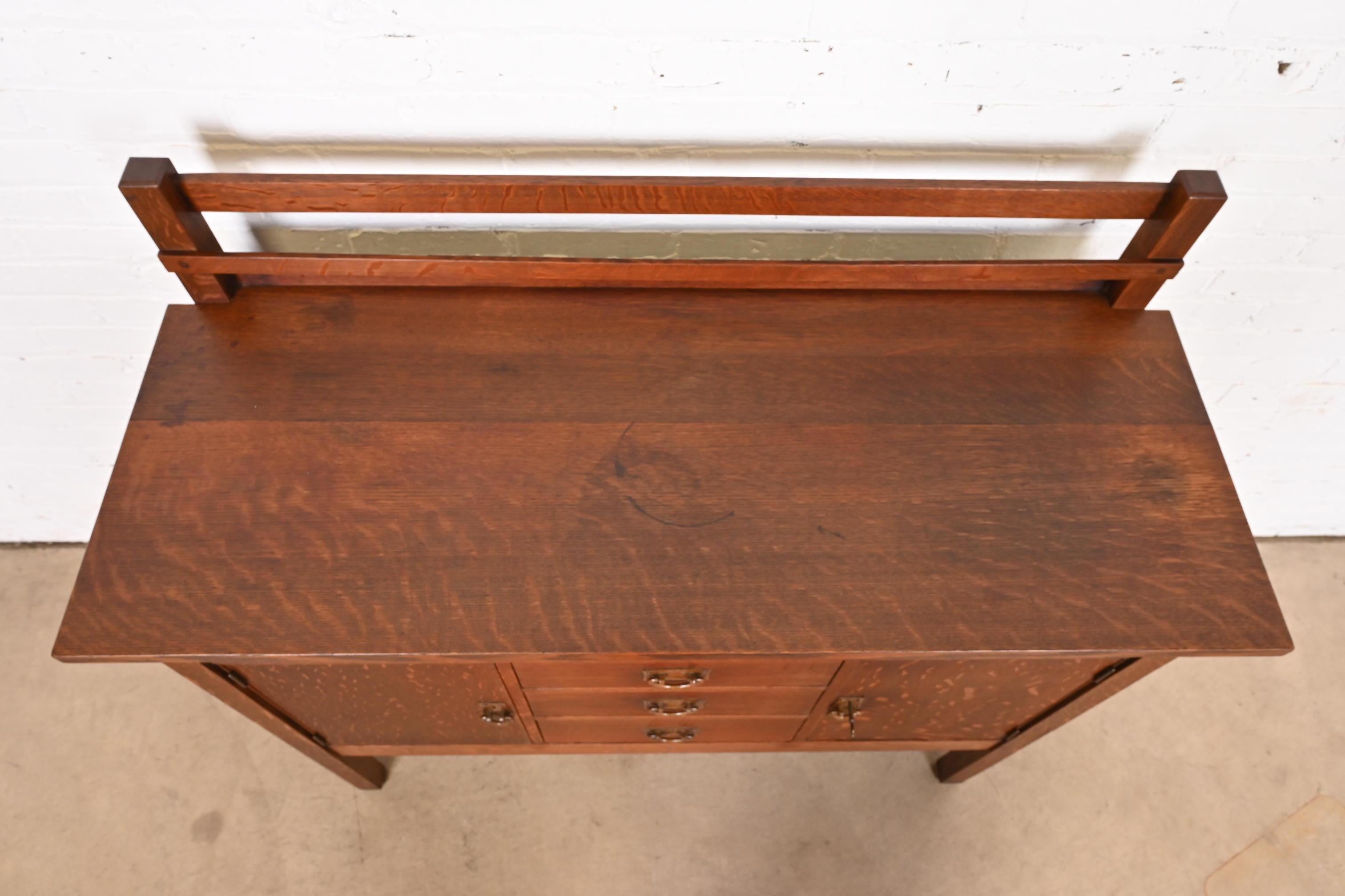 Buffet Arts & Crafts Gustav Stickley Mission en chêne, vers 1900 en vente 3
