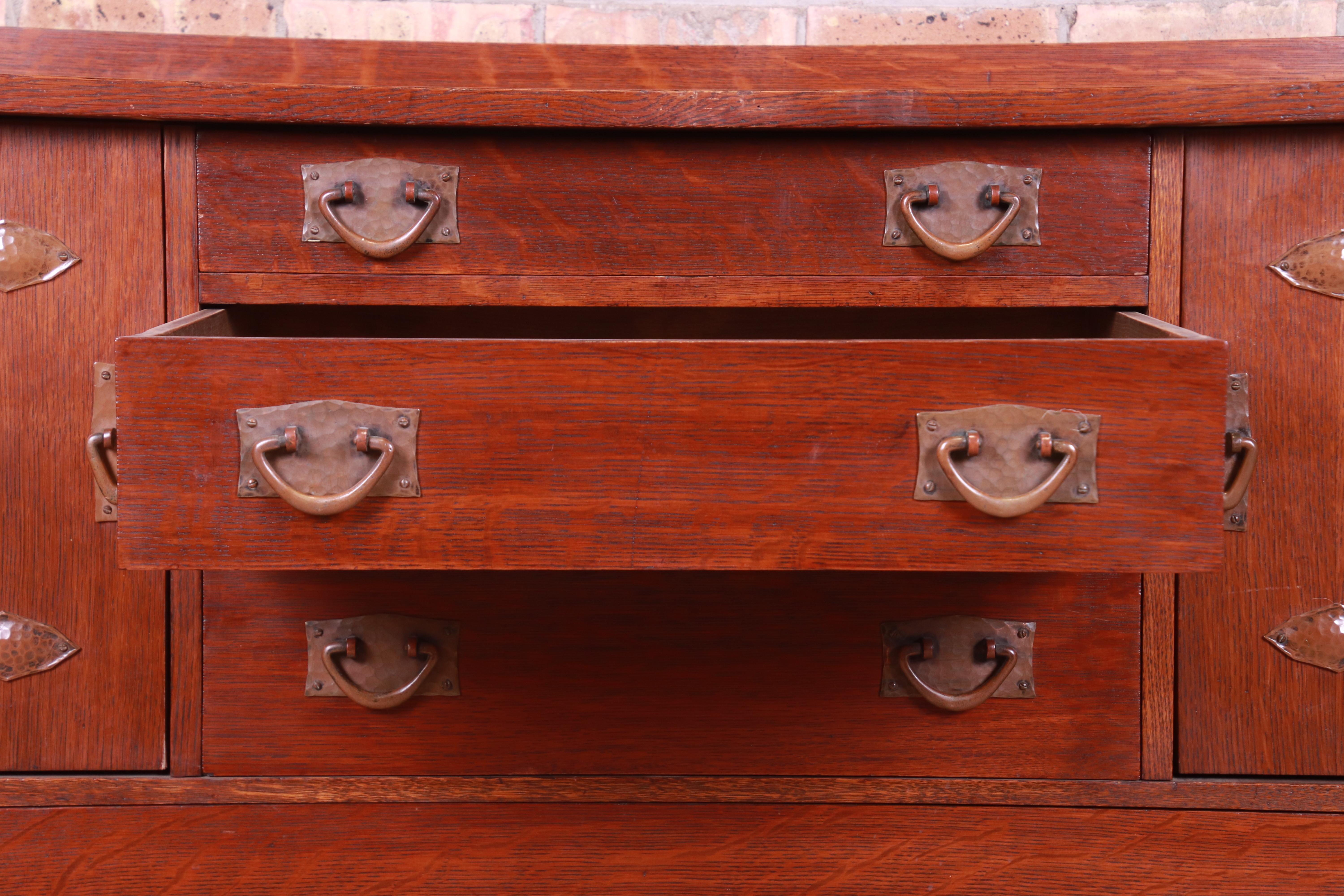 Gustav Stickley Mission Oak Arts & Crafts Sideboard, Circa 1900 In Good Condition In South Bend, IN