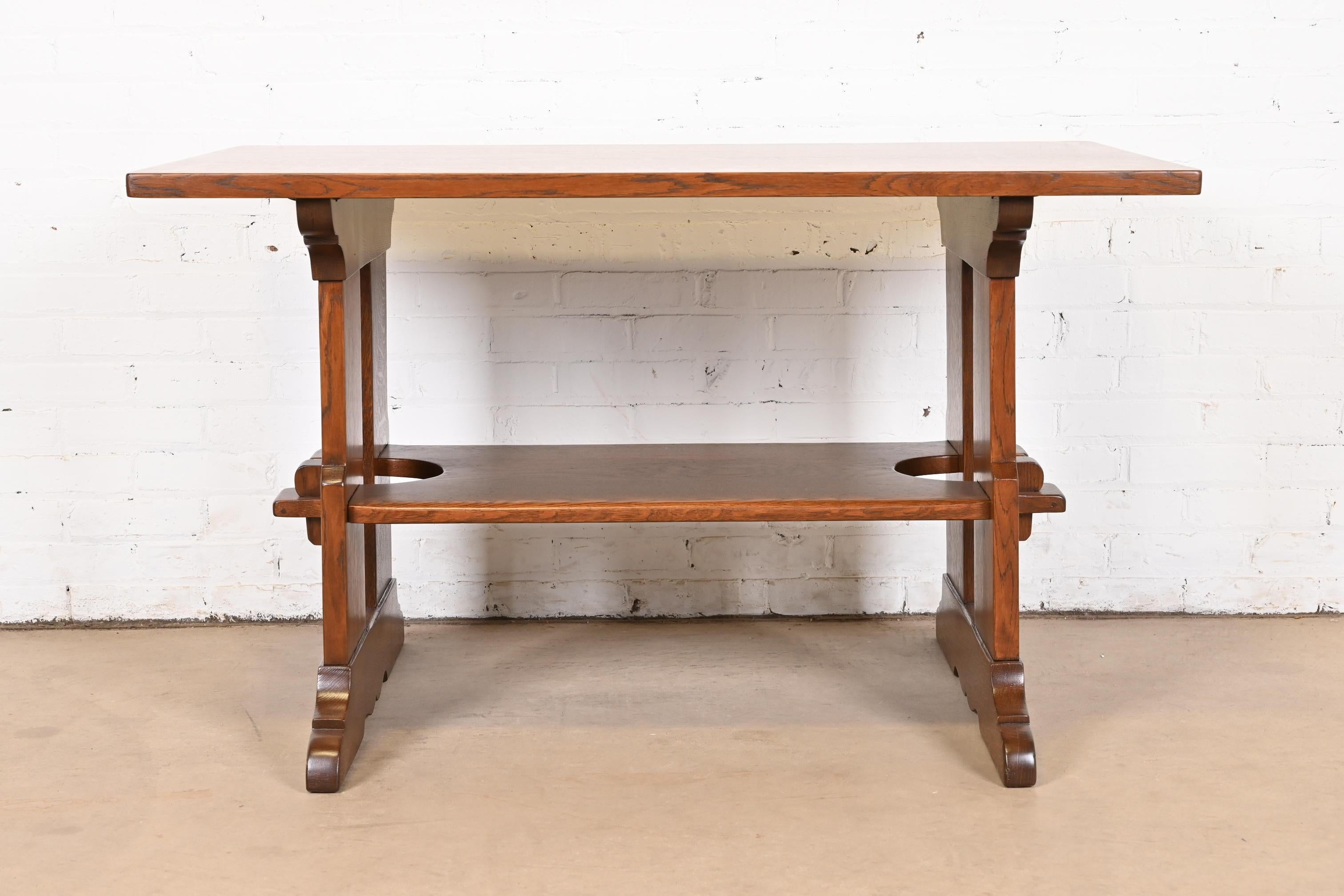 Gustav Stickley Mission Arts & Crafts Mesa de biblioteca o escritorio de caballete de roble Artes y manualidades en venta