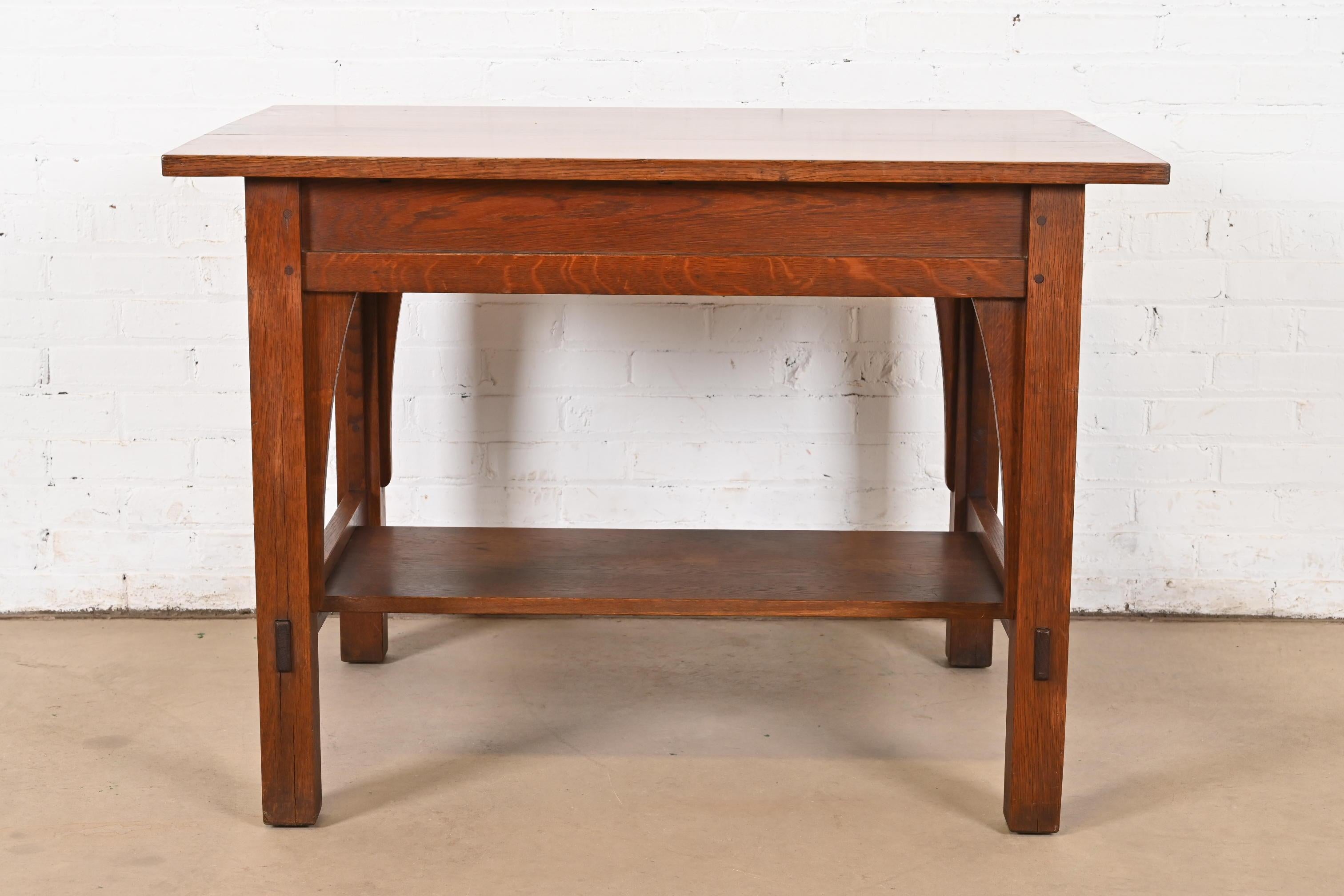 Gustav Stickley Mission Eichenholz Arts & Crafts Schreibtisch oder Bibliothekstisch im Angebot 5