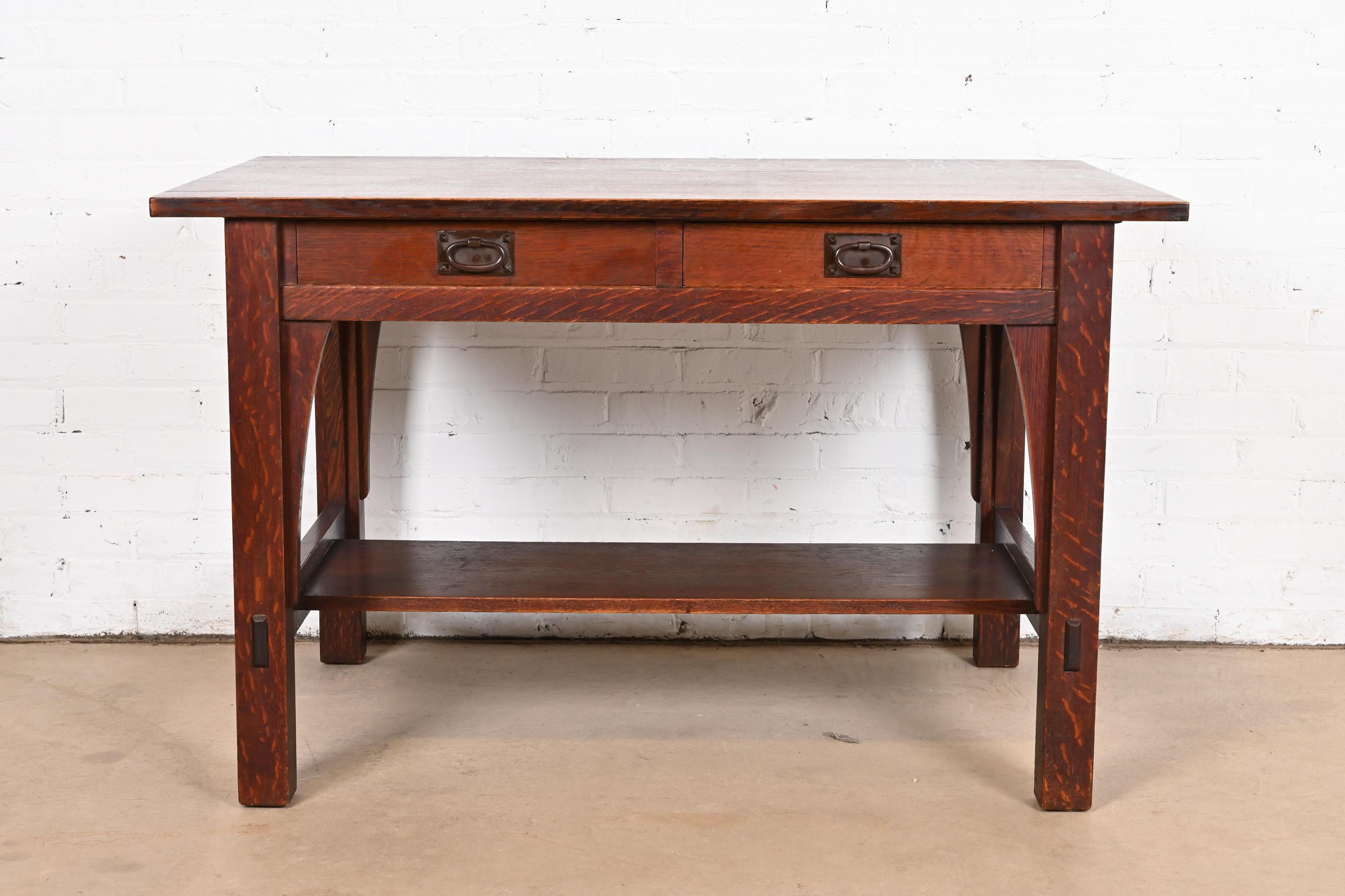 Gustav Stickley Mission Arts & Crafts Escritorio o mesa de biblioteca de roble Artes y manualidades en venta