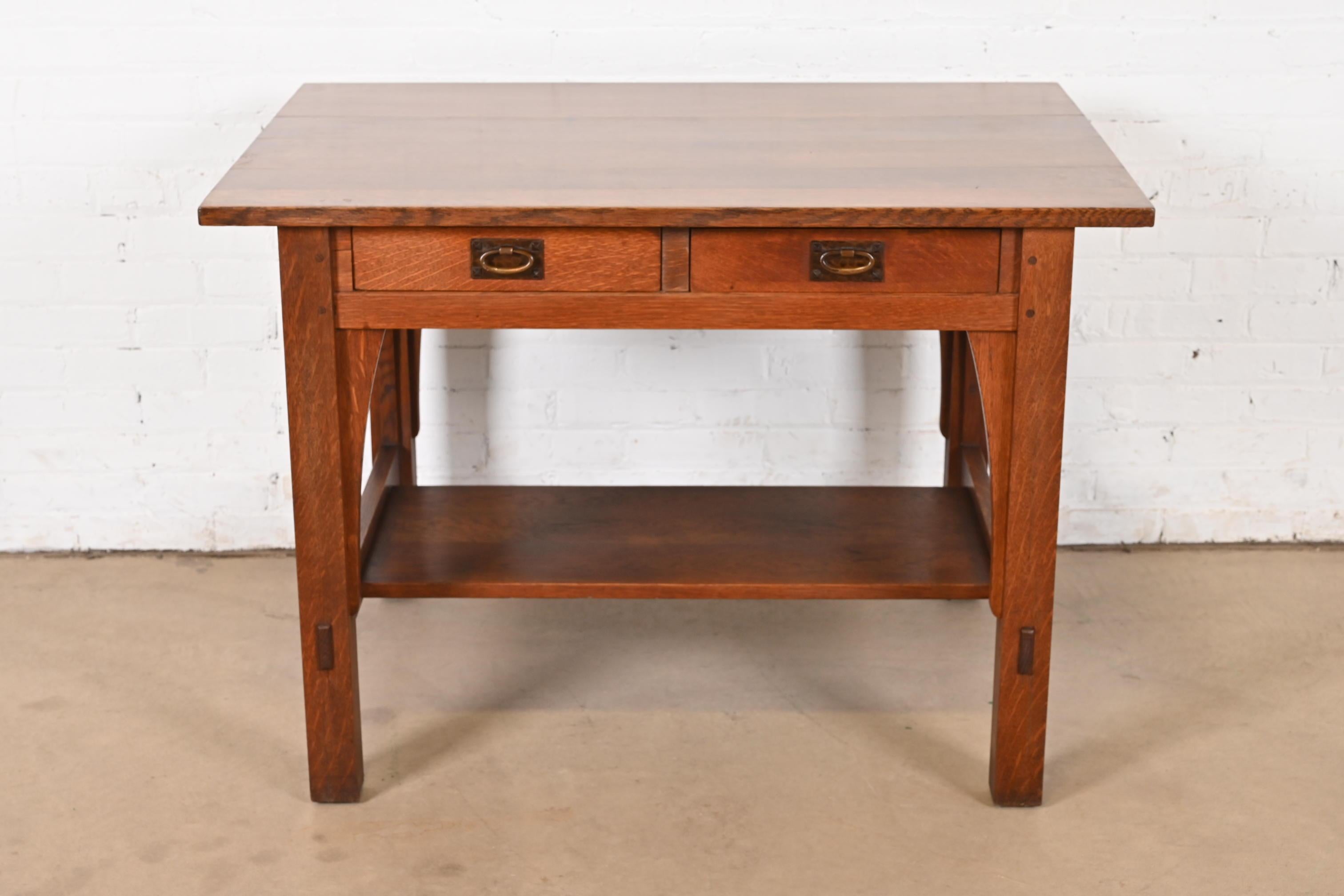 Gustav Stickley Mission Eichenholz Arts & Crafts Schreibtisch oder Bibliothekstisch (Arts and Crafts) im Angebot