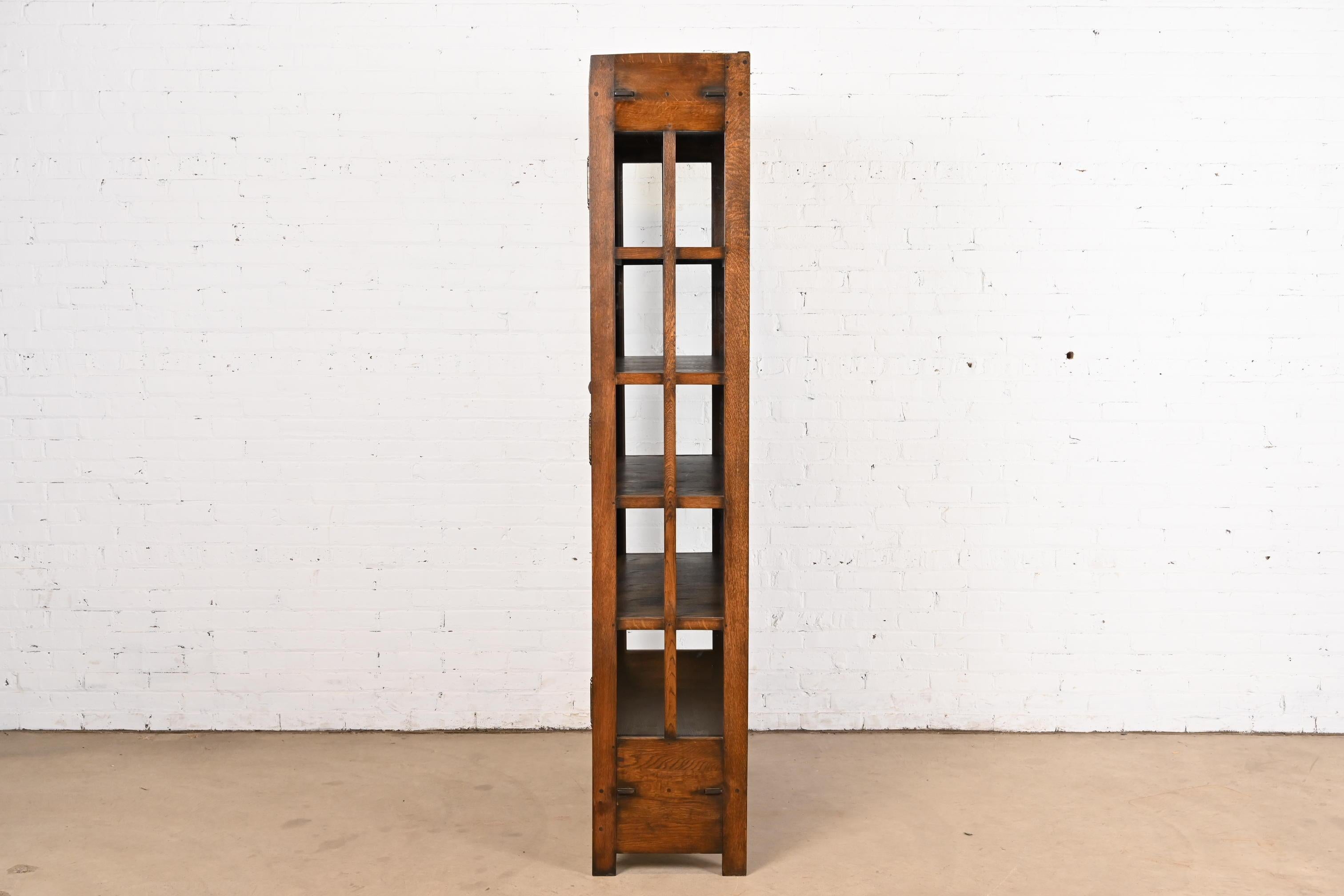 Gustav Stickley Style Mission Oak Arts and Crafts Bookcase Cabinet For Sale 5