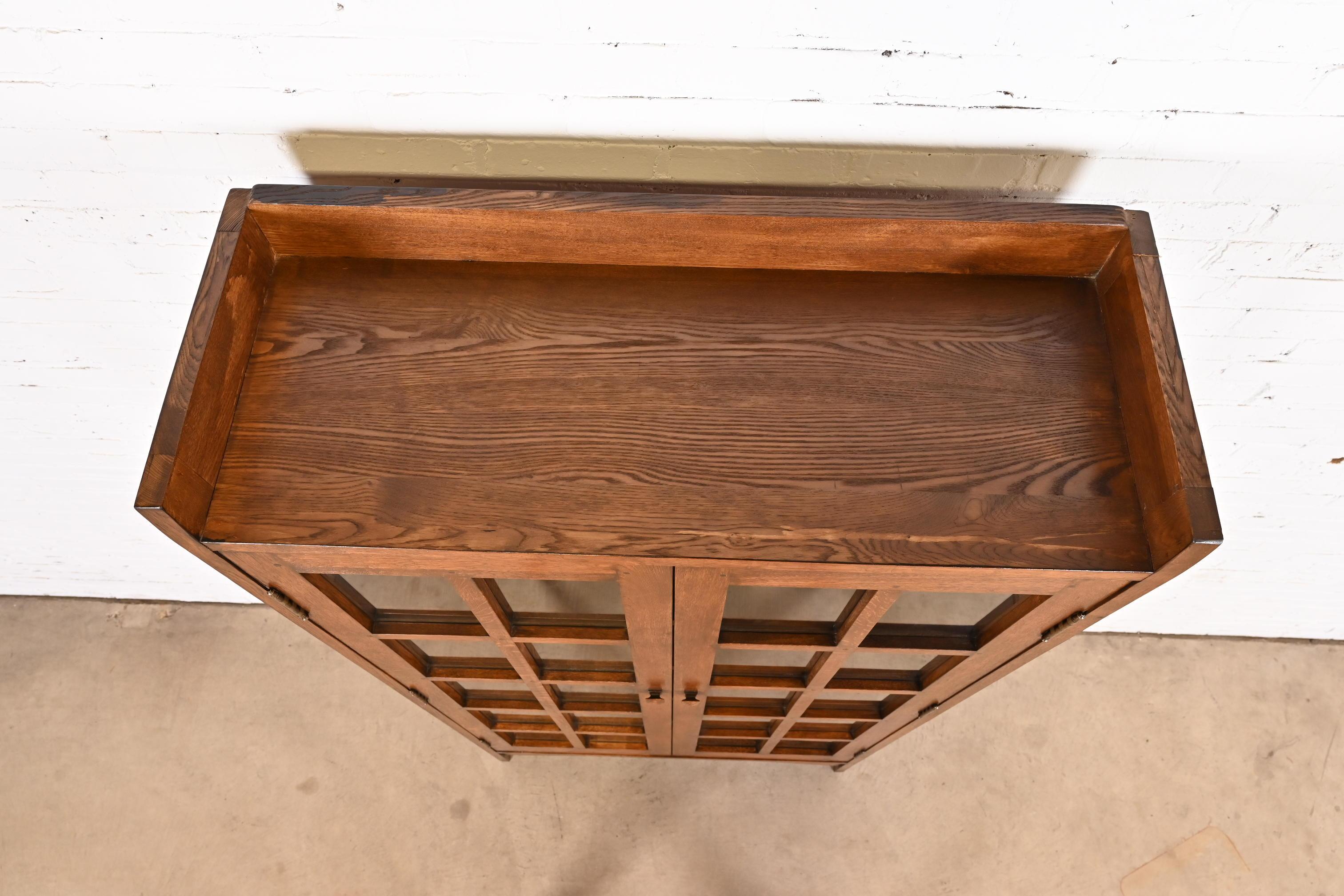 Gustav Stickley Style Mission Oak Arts and Crafts Bookcase Cabinet For Sale 1