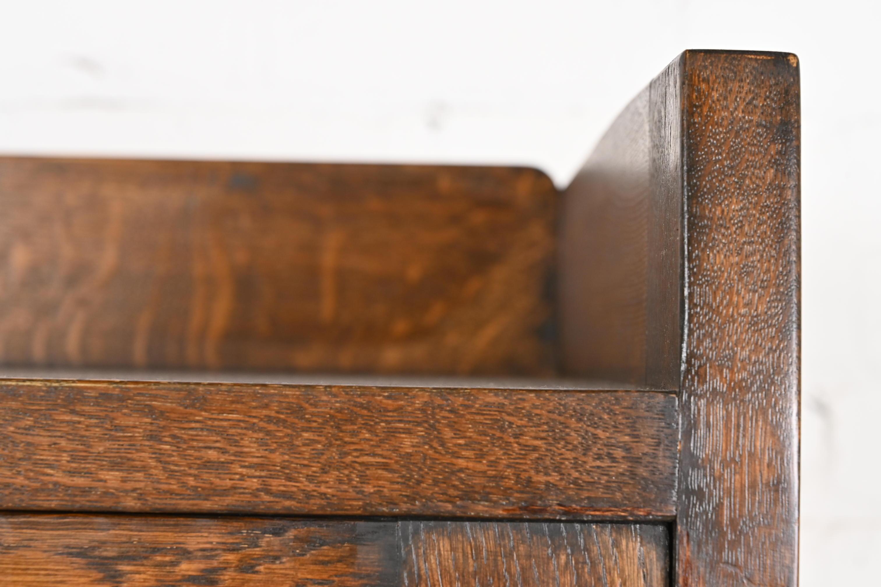 Gustav Stickley Style Mission Oak Arts and Crafts Bookcase Cabinet For Sale 3